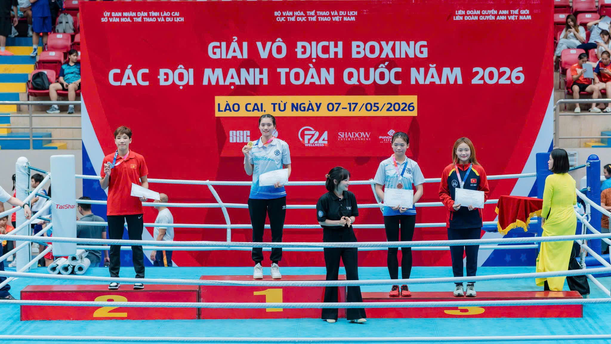 15-nguyen-thi-tam-vo-dich(1).jpg