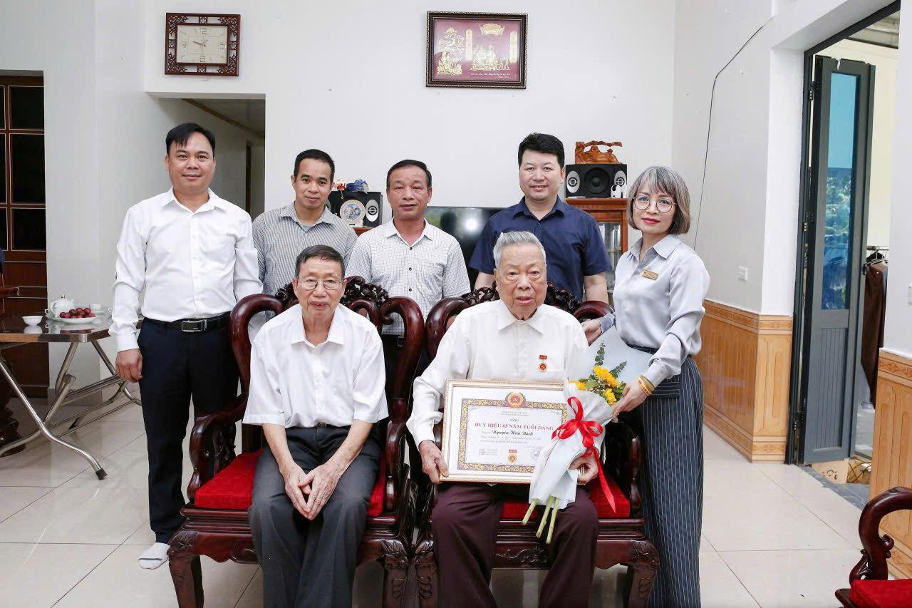 dang-vien-lao-thah.jpg