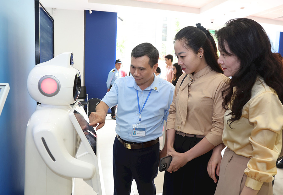 robot.jpg