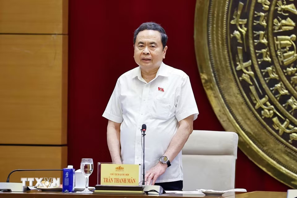 fa5ac57a07a3716d25292a6fd2cdb57feb901aea868e56e8a402356a73-_ttxvn-1805-chu-tich-quoc-hoi-uy-ban-van-hoa-xa-hoi-2.jpg