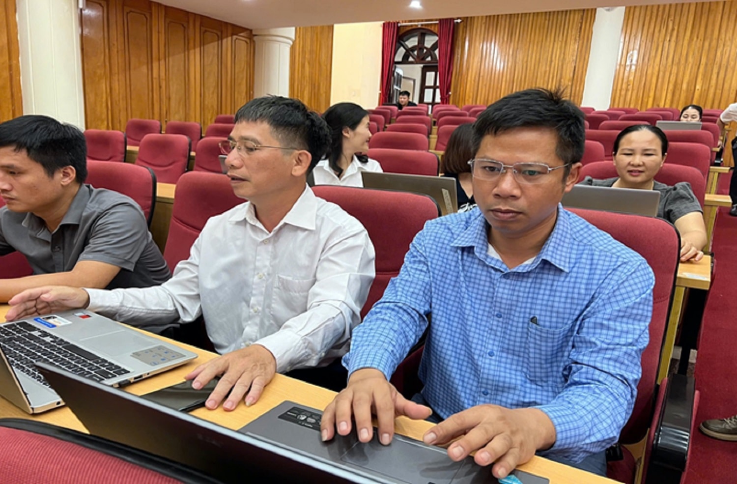 ai-ha-tinh.jpg