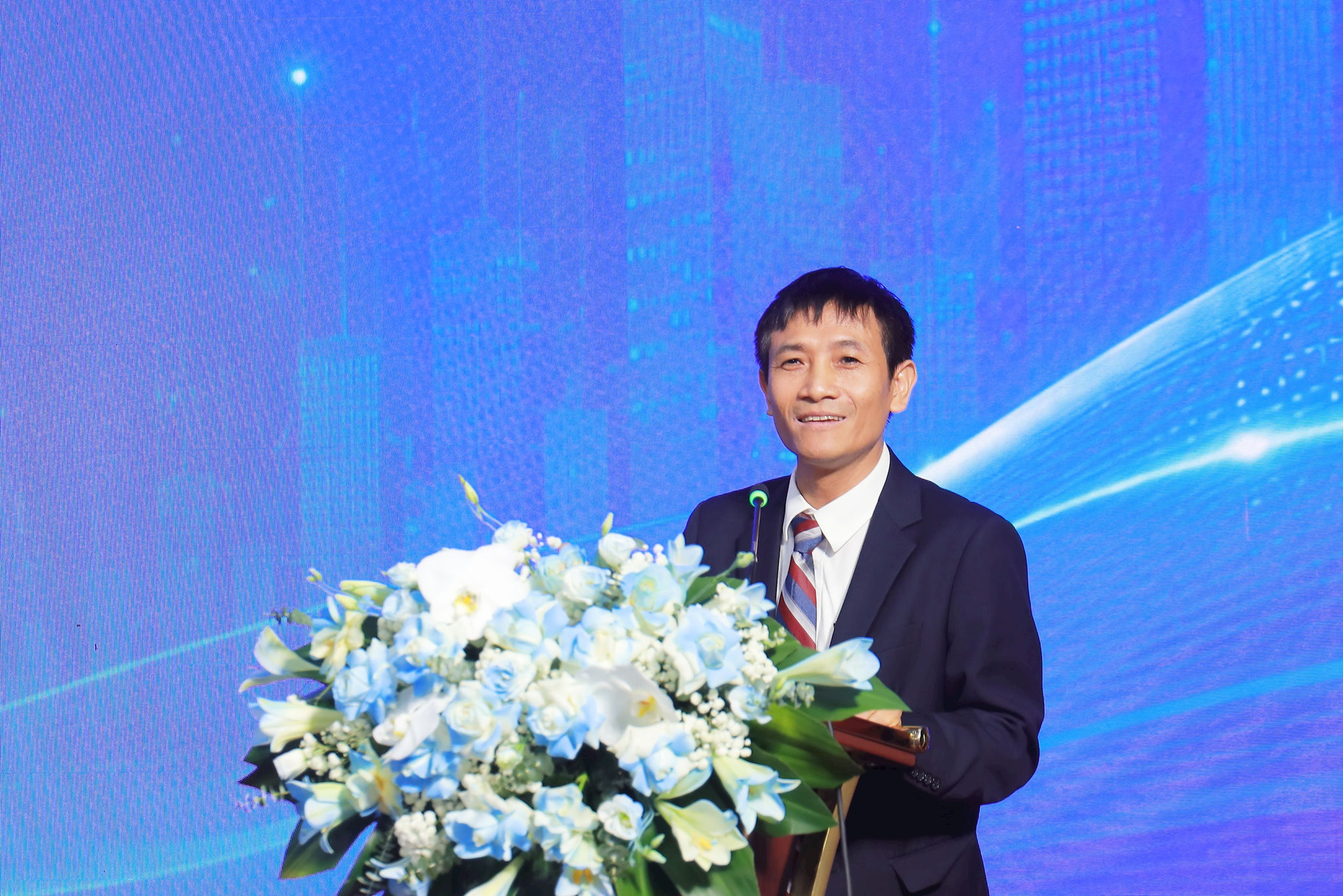 2105-cd-thuong-mai-du-lich-hoi-thao-6.jpg