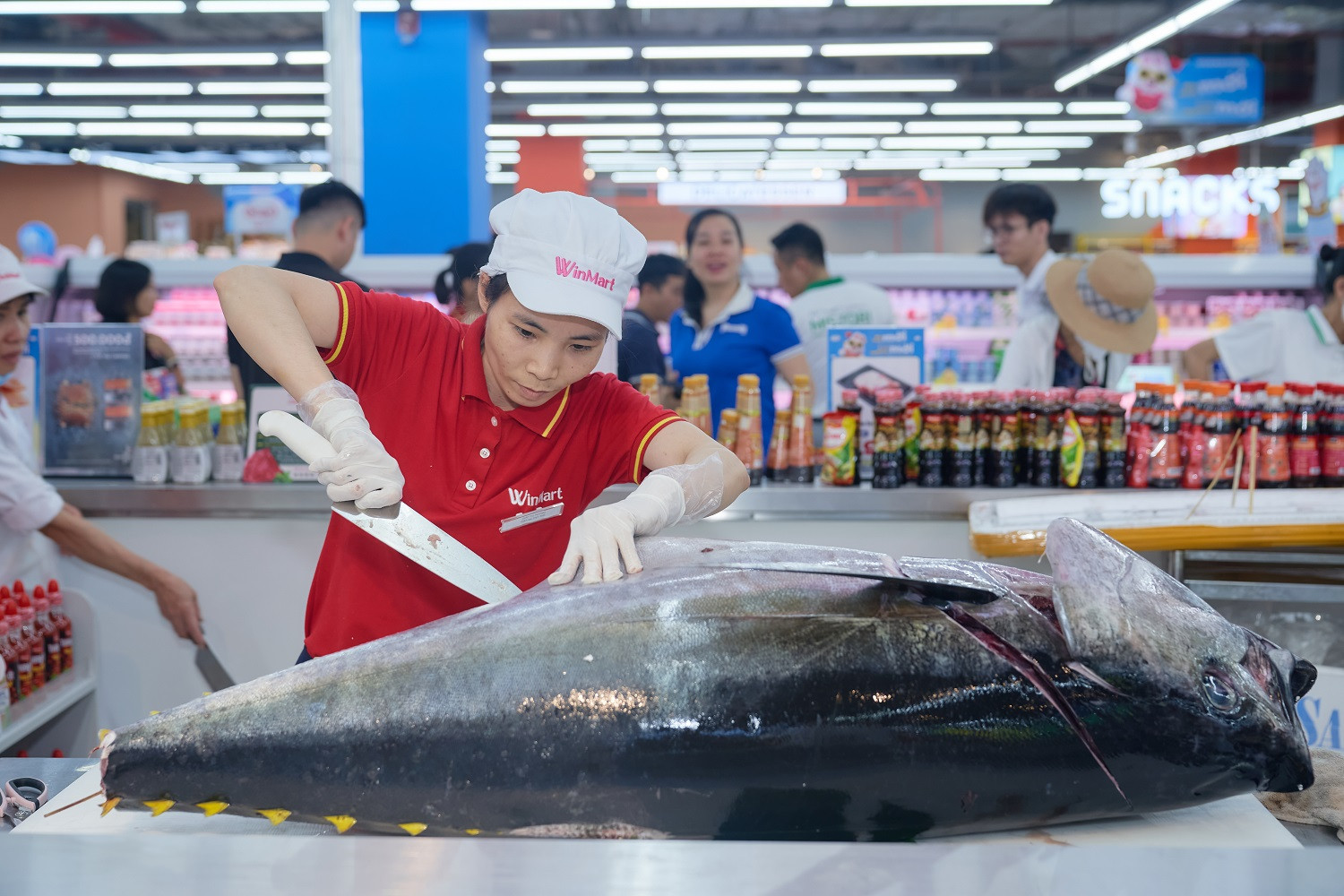 hai-san-tuoi-duoc-so-che-ngay-tai-sieu-thi-winmart.jpg