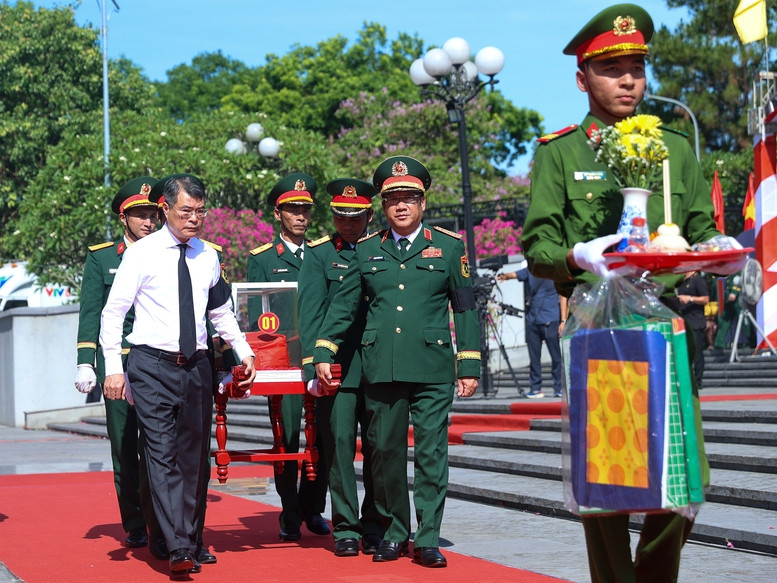 thutuong4.jpg