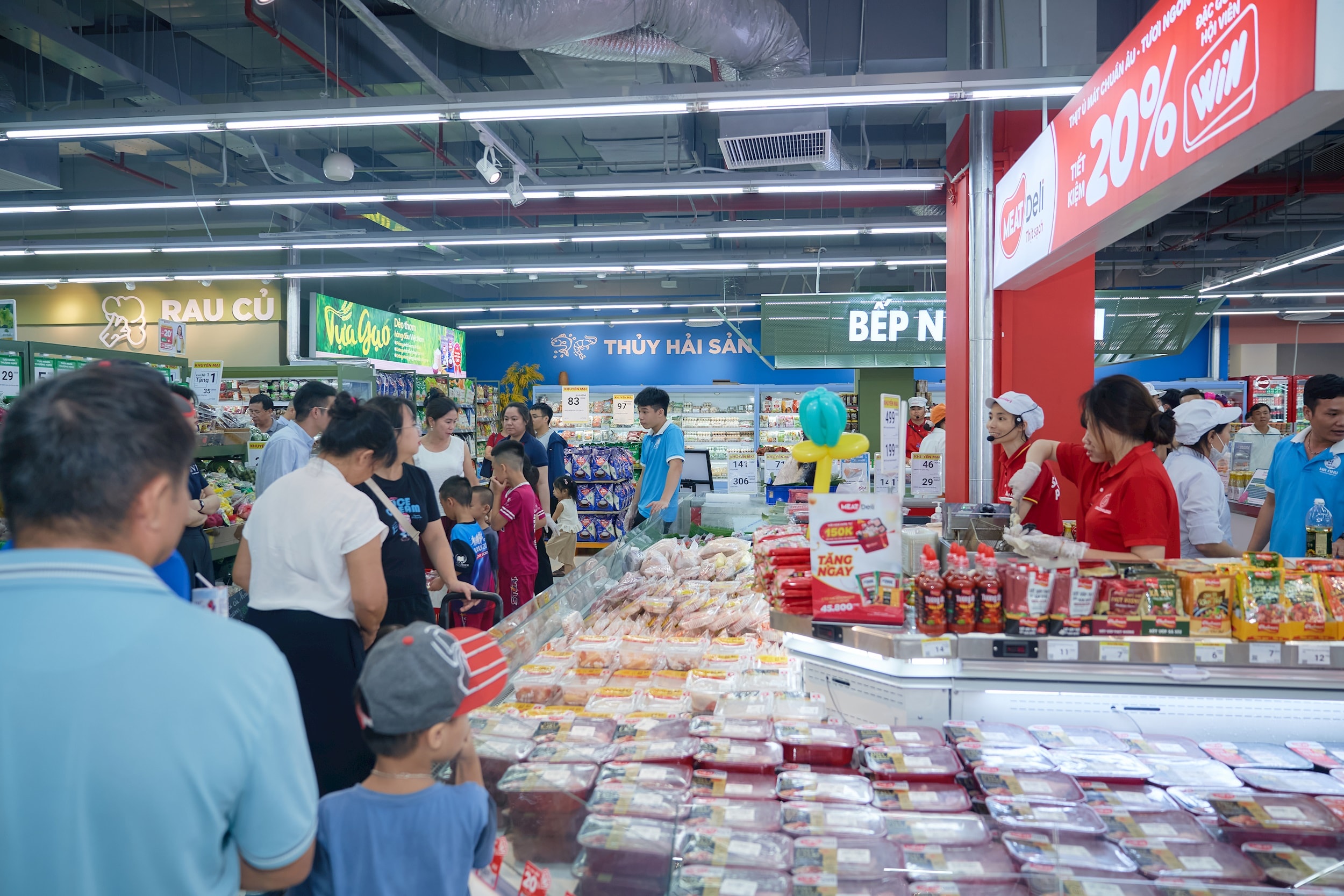 khai-ch-hai-ng-an-tai-m-lui-i-a-choi-n-thii-t-tai-i-winmart-1-.jpg