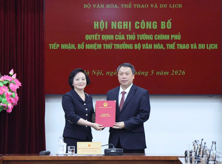 Phó Thủ tướng Phạm Thị Thanh Trà trao quyết định bổ nhiệm ông Nguyễn Huy Dũng giữ chức Thứ trưởng Bộ VHTT&DL- Ảnh 1.