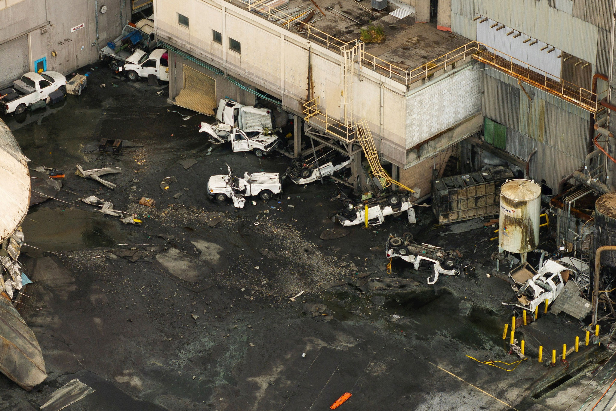 2026-05-27t011321z_1411123657_rc28hlak97oh_rtrmadp_3_usa-washington-chemical-tank.jpg