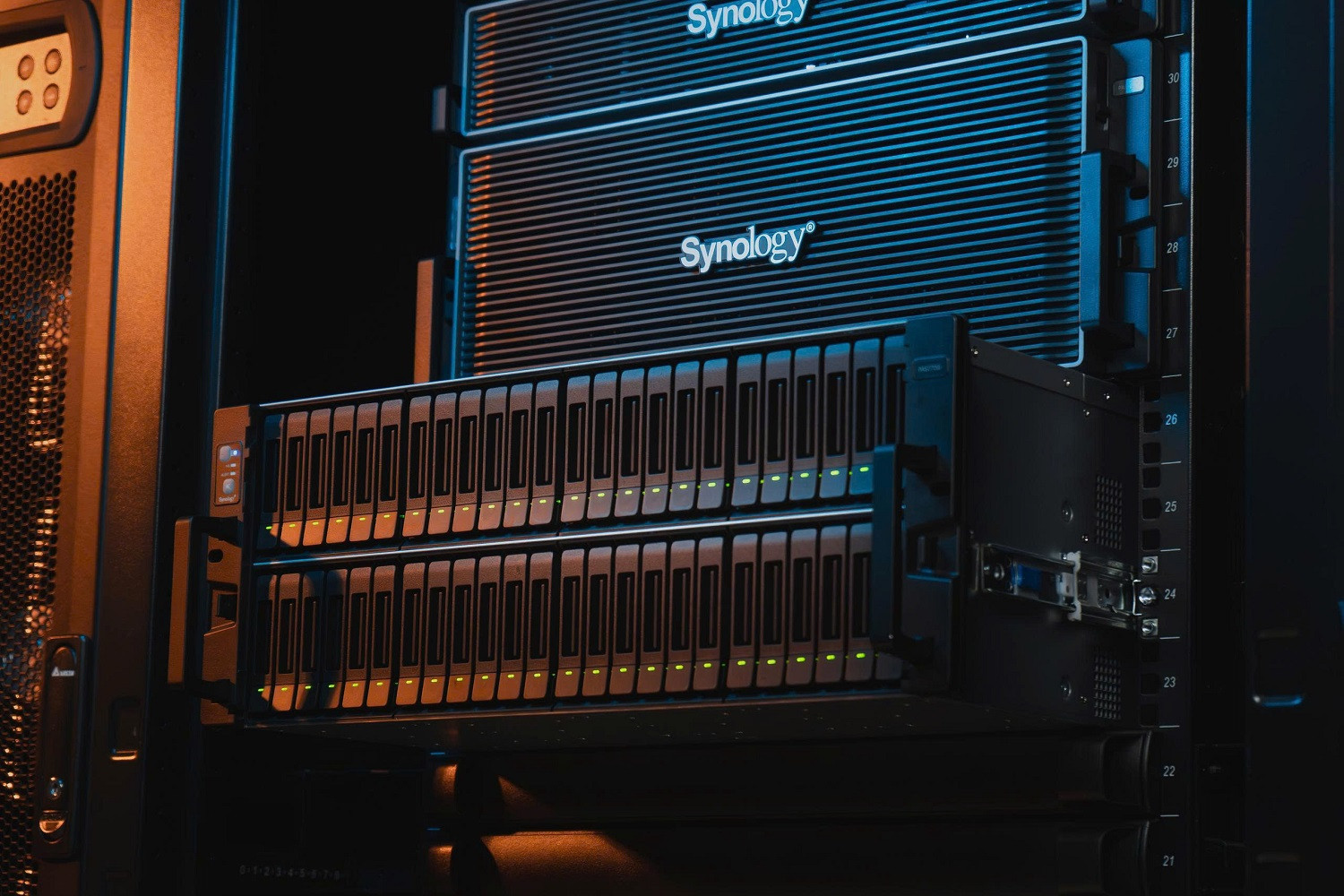 PAS7700.jpg