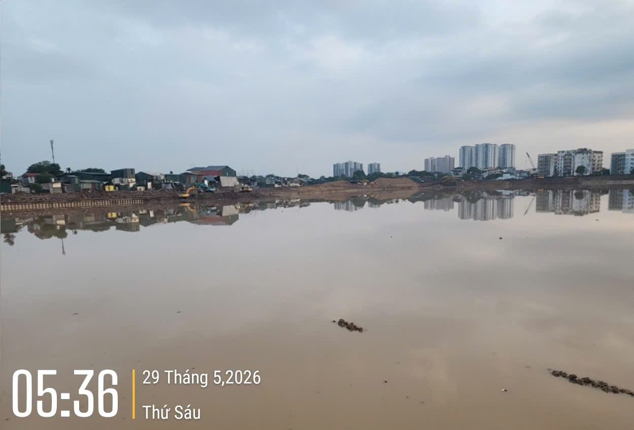 Công trình hồ Đồng Bông 1 được đưa vào sử dụng tạm thời chống úng ngập cho khu vực phía tây thành phố. Ảnh: Nguyễn Dương