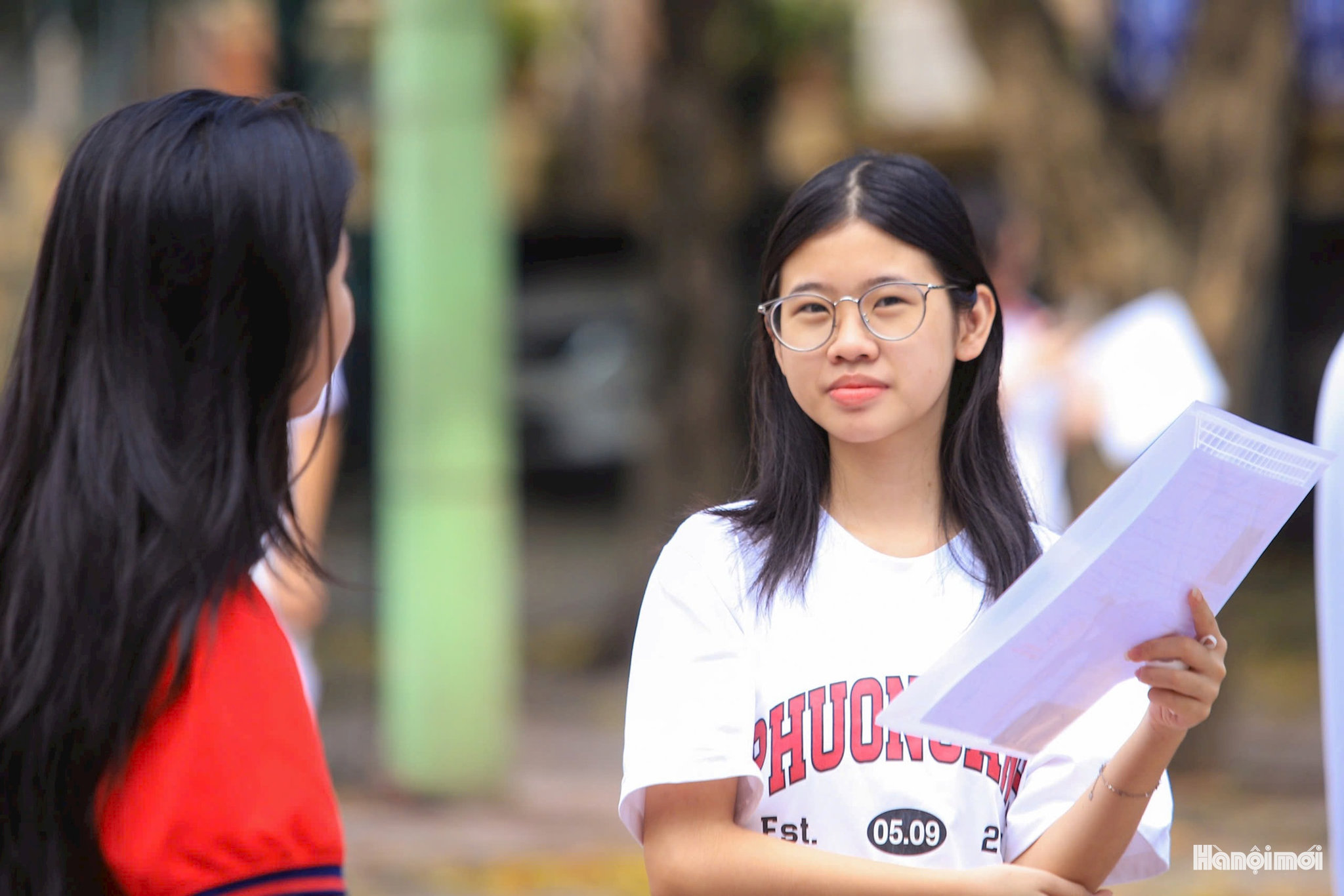 Thí sinh tham kỳ thi tuyển sinh vào lớp 10 tại Điển thi THPT Yên Hòa, phường Yên Hòa, Hà Nội sáng 29-.