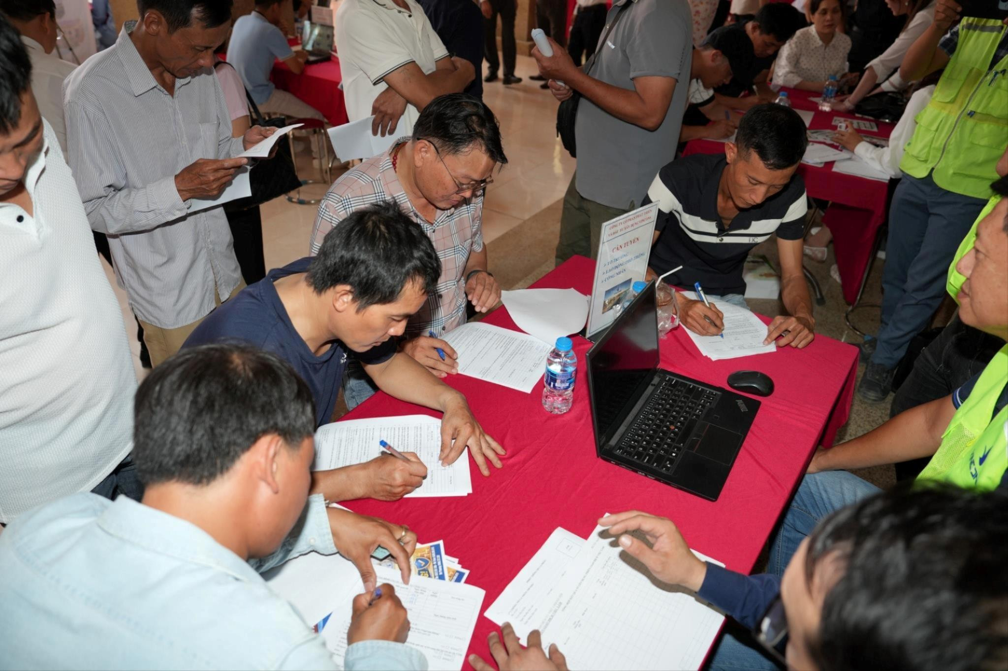 Xã Bất Bạt: Đẩy mạnh giải quyết việc làm, đảm bảo an sinh xã hội cho người dân