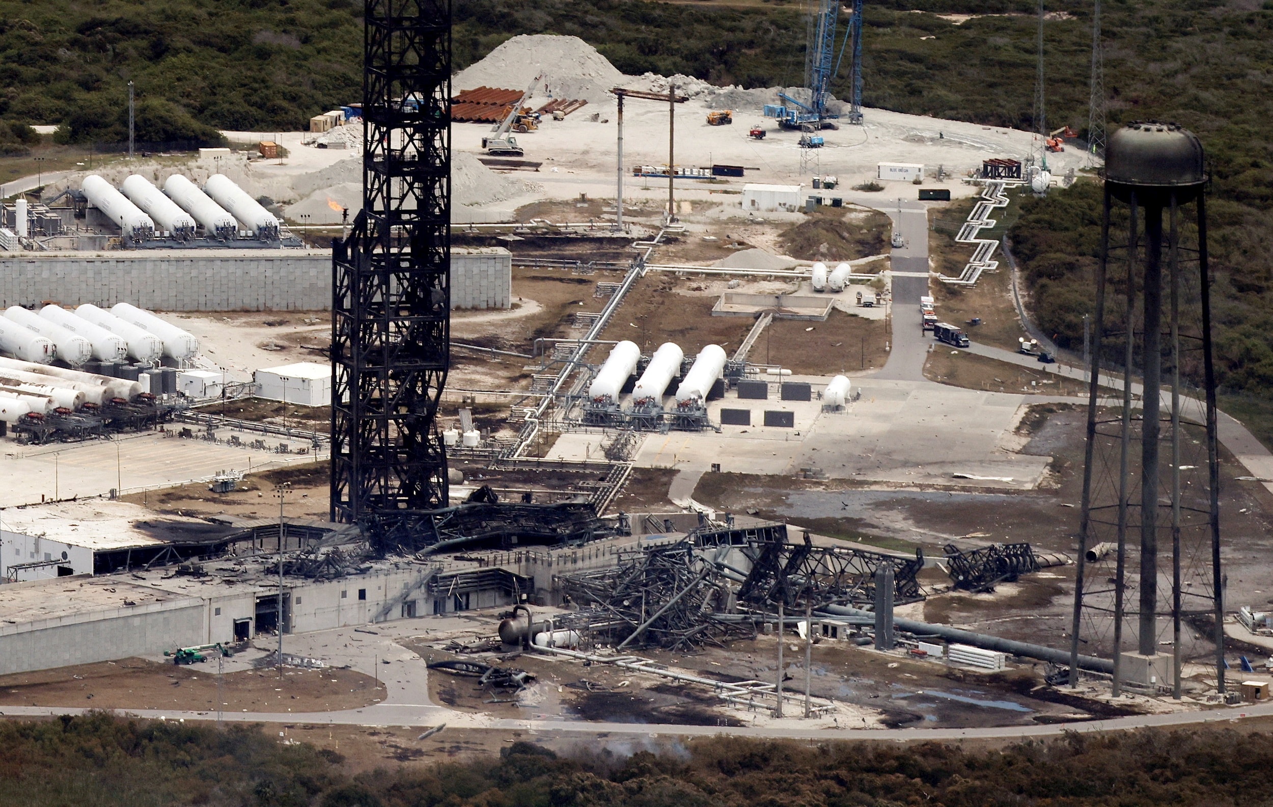 2026-05-29t175252z_1960963810_rc25jlada42o_rtrmadp_3_blue-origin-test-explosion.jpg