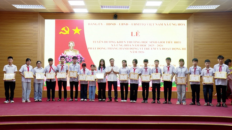 ung-hoa.jpg
