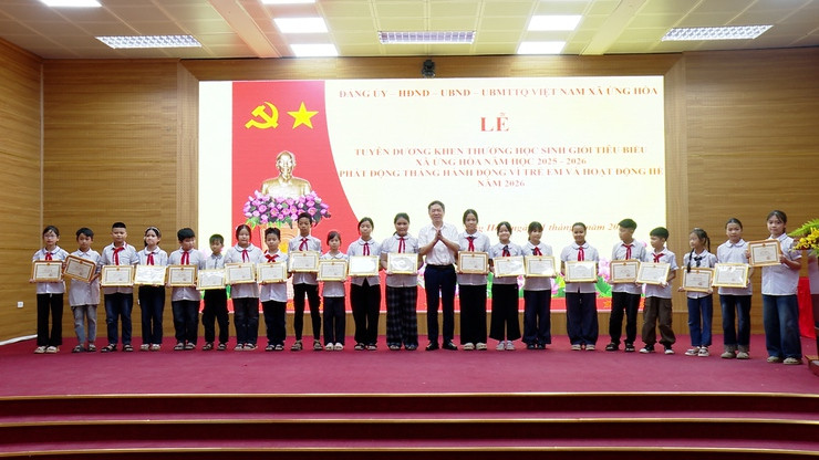 ung-hoa1.jpg