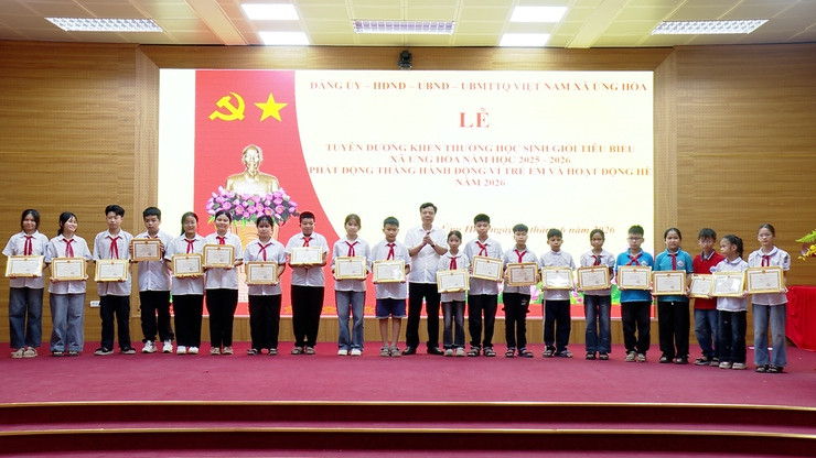ung-hoa2.jpg