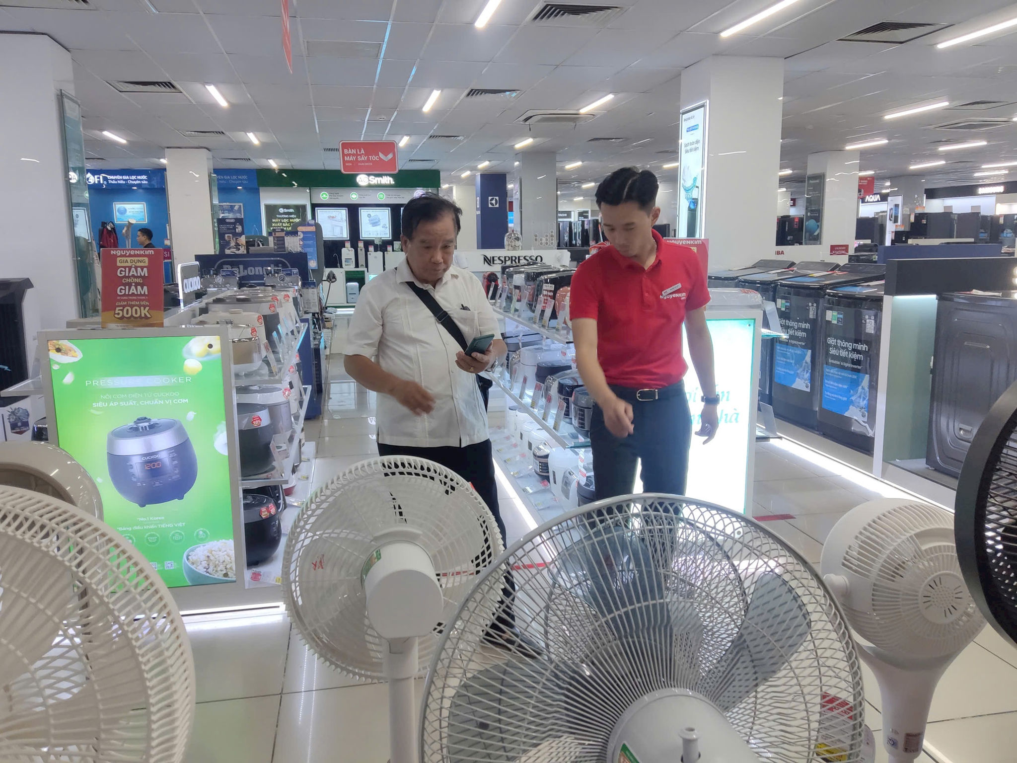 Sức mua sản phẩm giải nhiệt tăng cao mùa nắng nóng