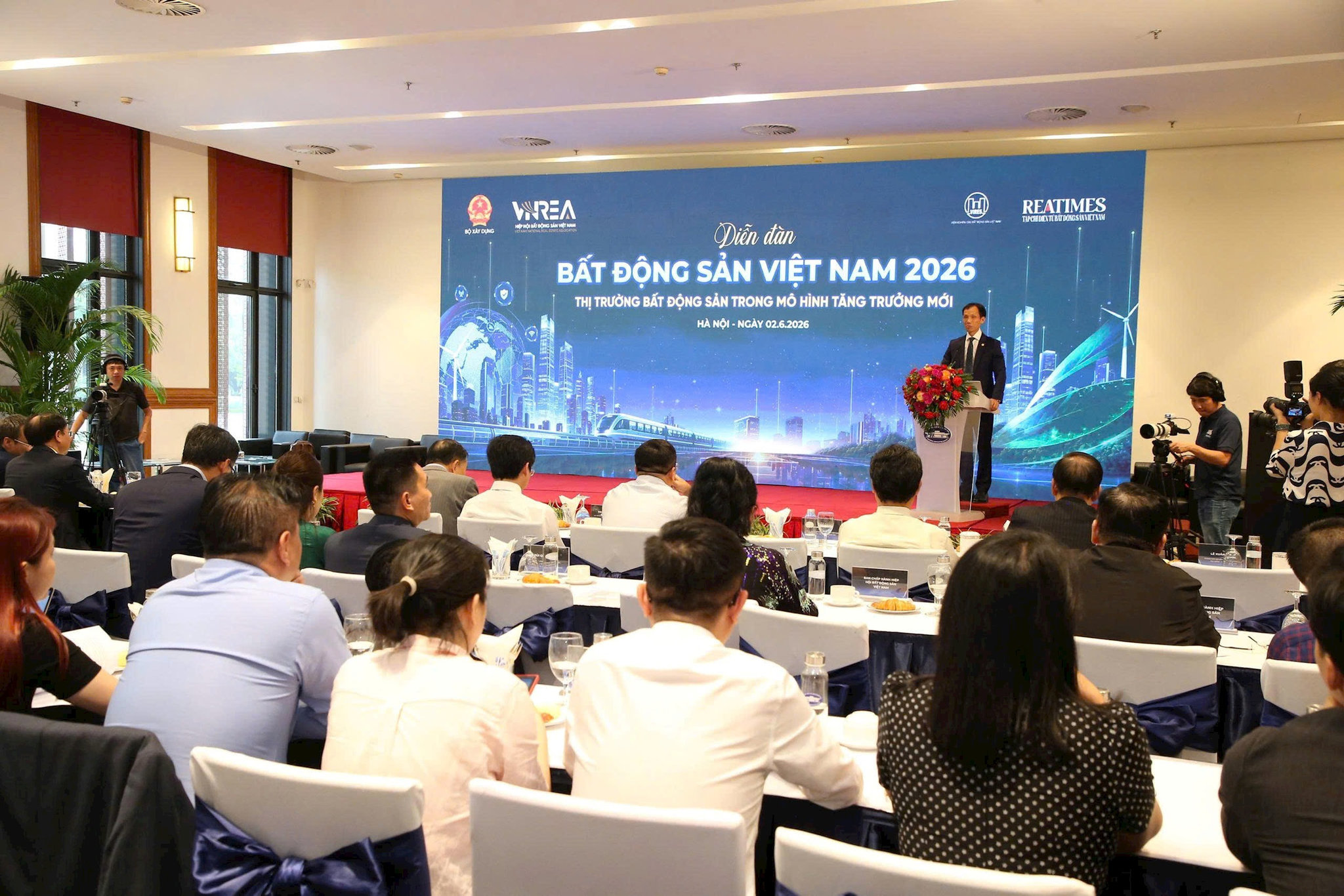Khơi dòng vốn cho bất động sản, tạo lực đẩy cho nền kinh tế