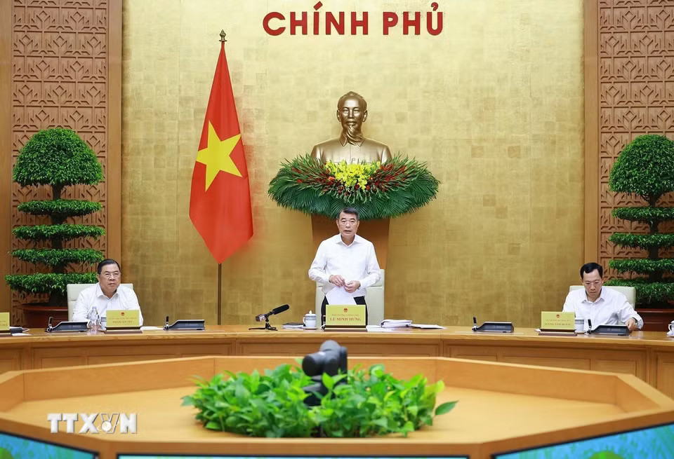 e461bf8768722a921e5e7b30780f0bd9572369a9c7fa93-_ttxvn-thu-tuong-chu-tri-phien-hop-chinh-phu-thuong-ky-thang-5-1.jpg