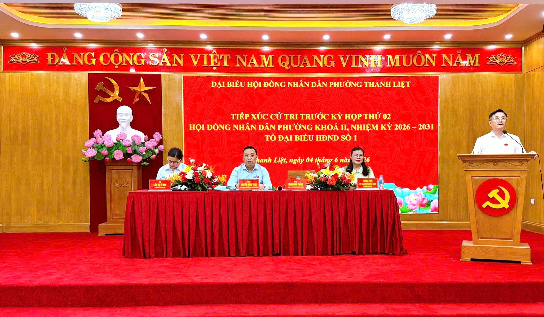 anh-4-anh-thang.jpg