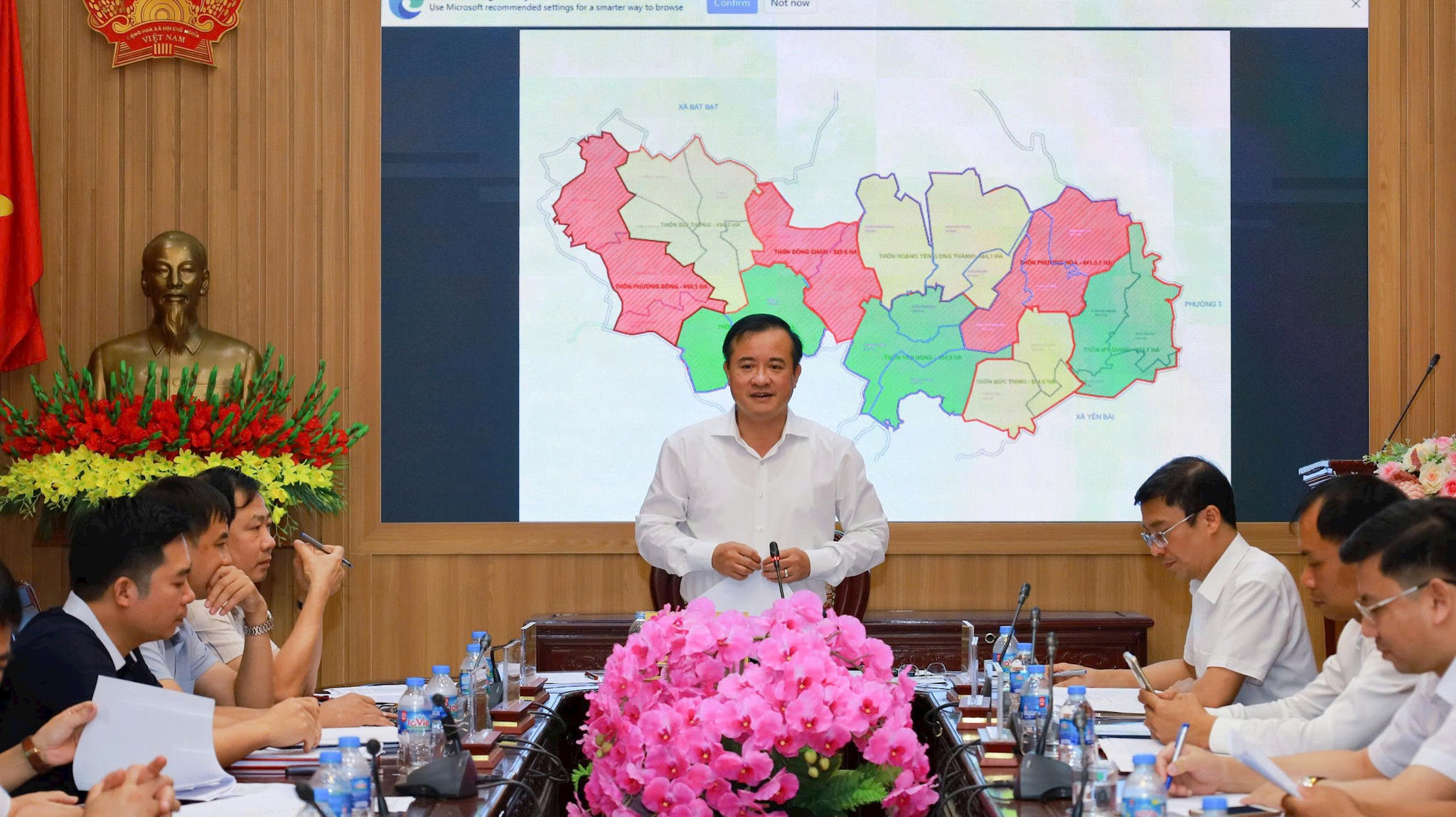 Xã Suối Hai tổ chức hội nghị về phương án sắp xếp thôn