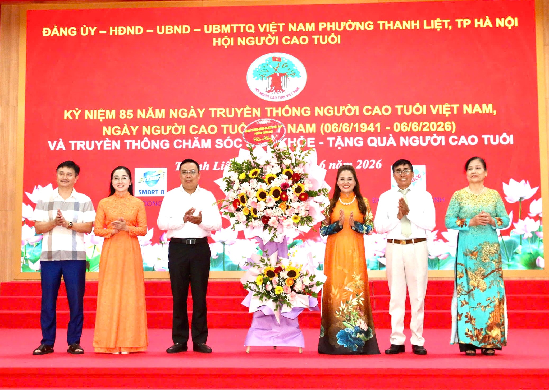 anh-1-tang-hoa.jpg