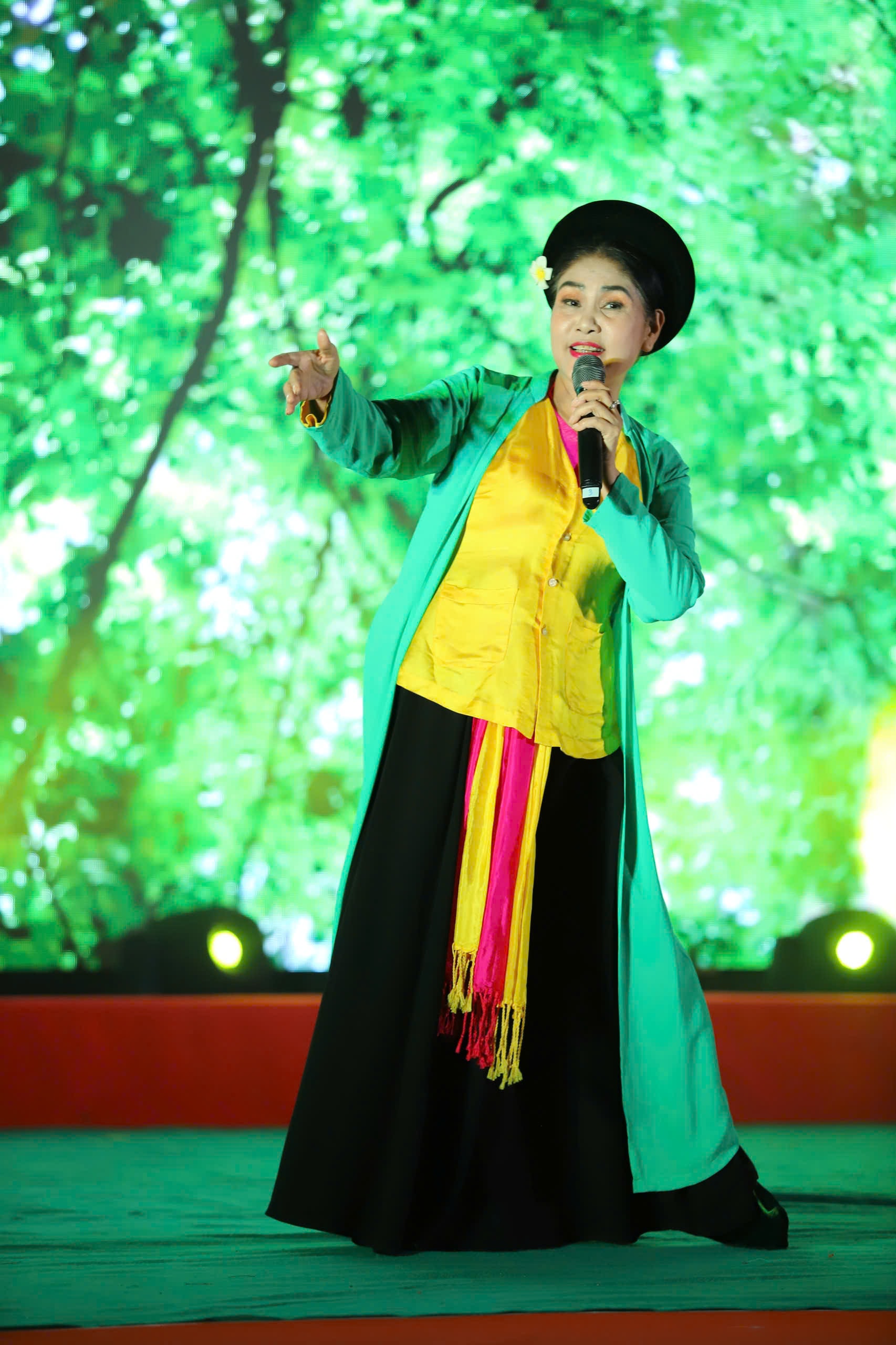 hanh-dong-nsnd-thanh-ngoan.jpg