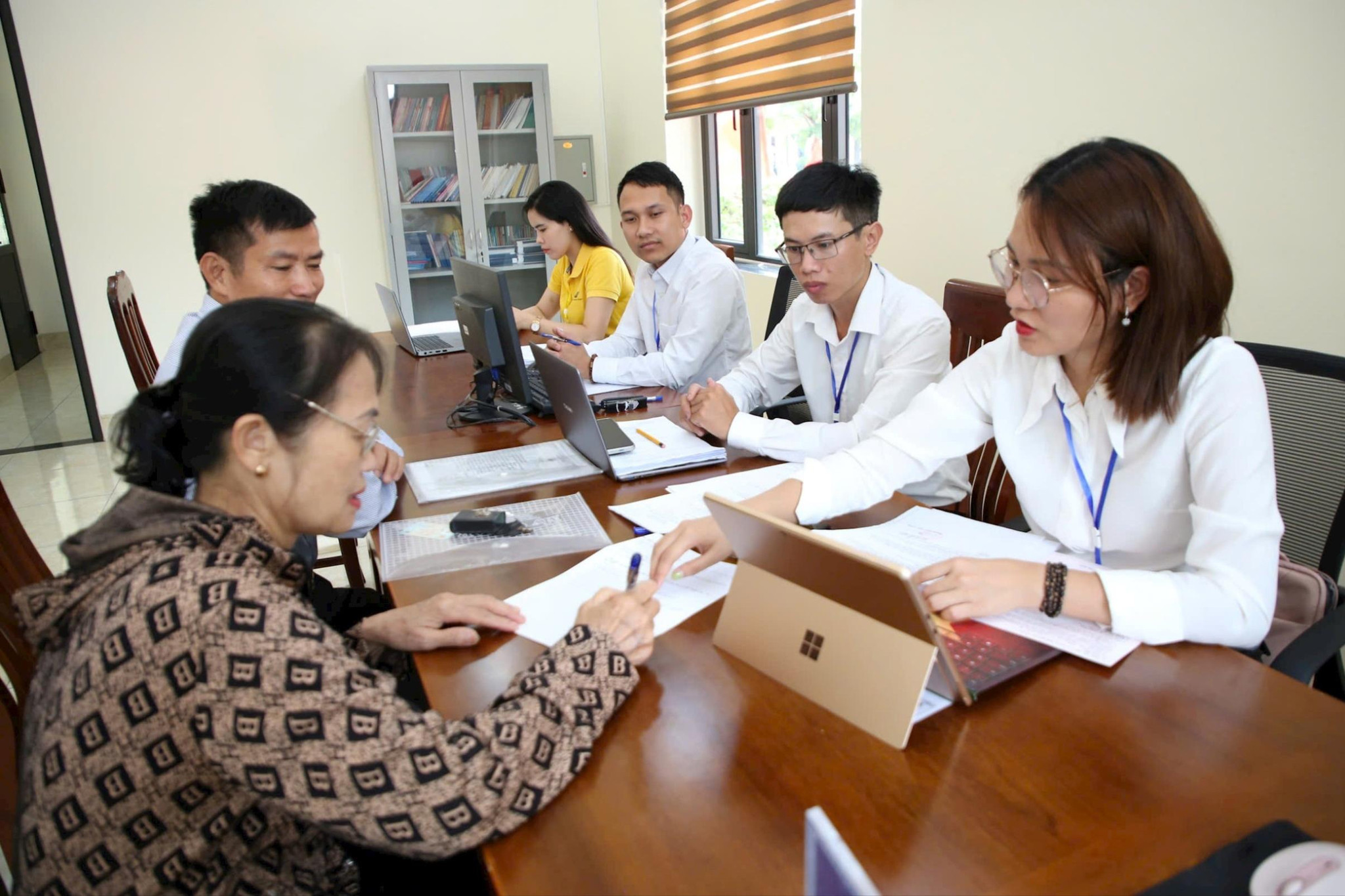 Một năm vận hành chính quyền địa phương hai cấp: Hà Nội đưa chính quyền gần dân hơn