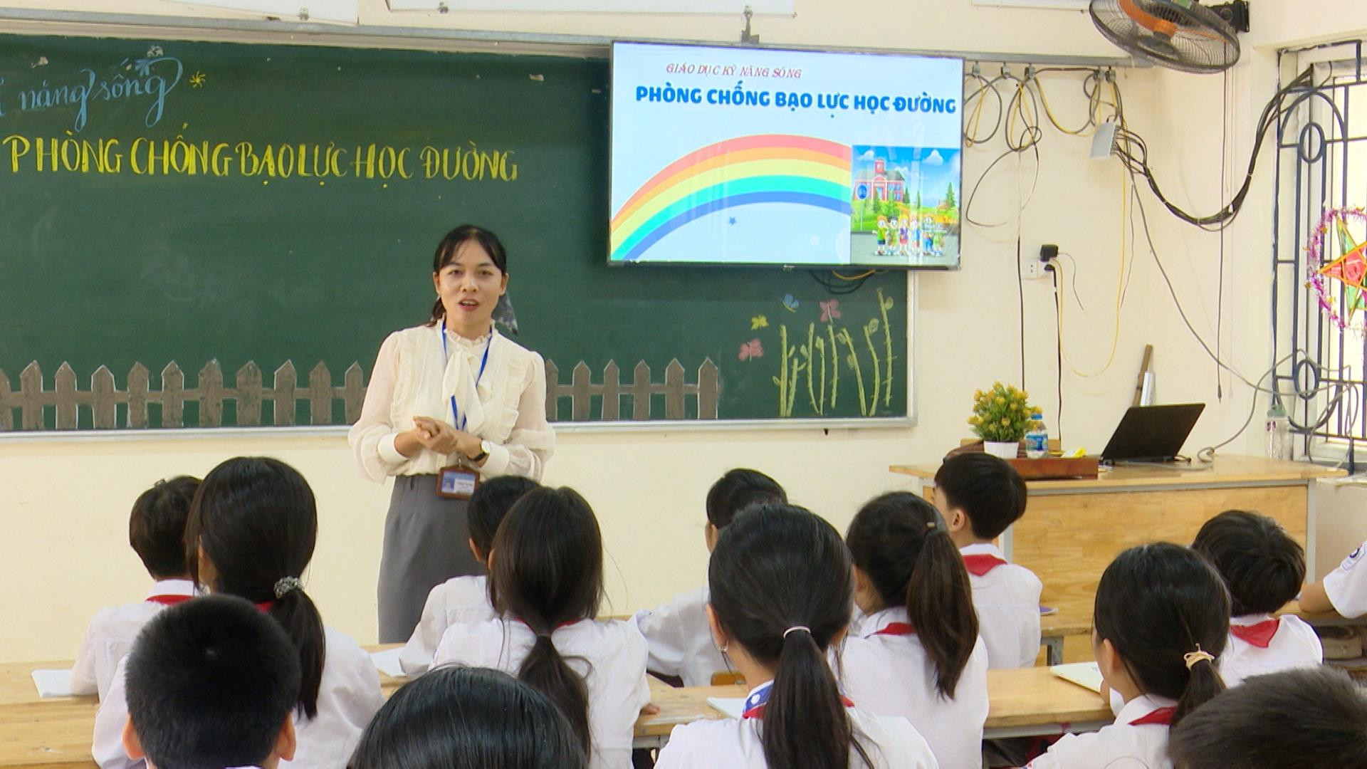 Nâng cao kỹ năng tự bảo vệ bản thân cho trẻ em trong môi trường học đường