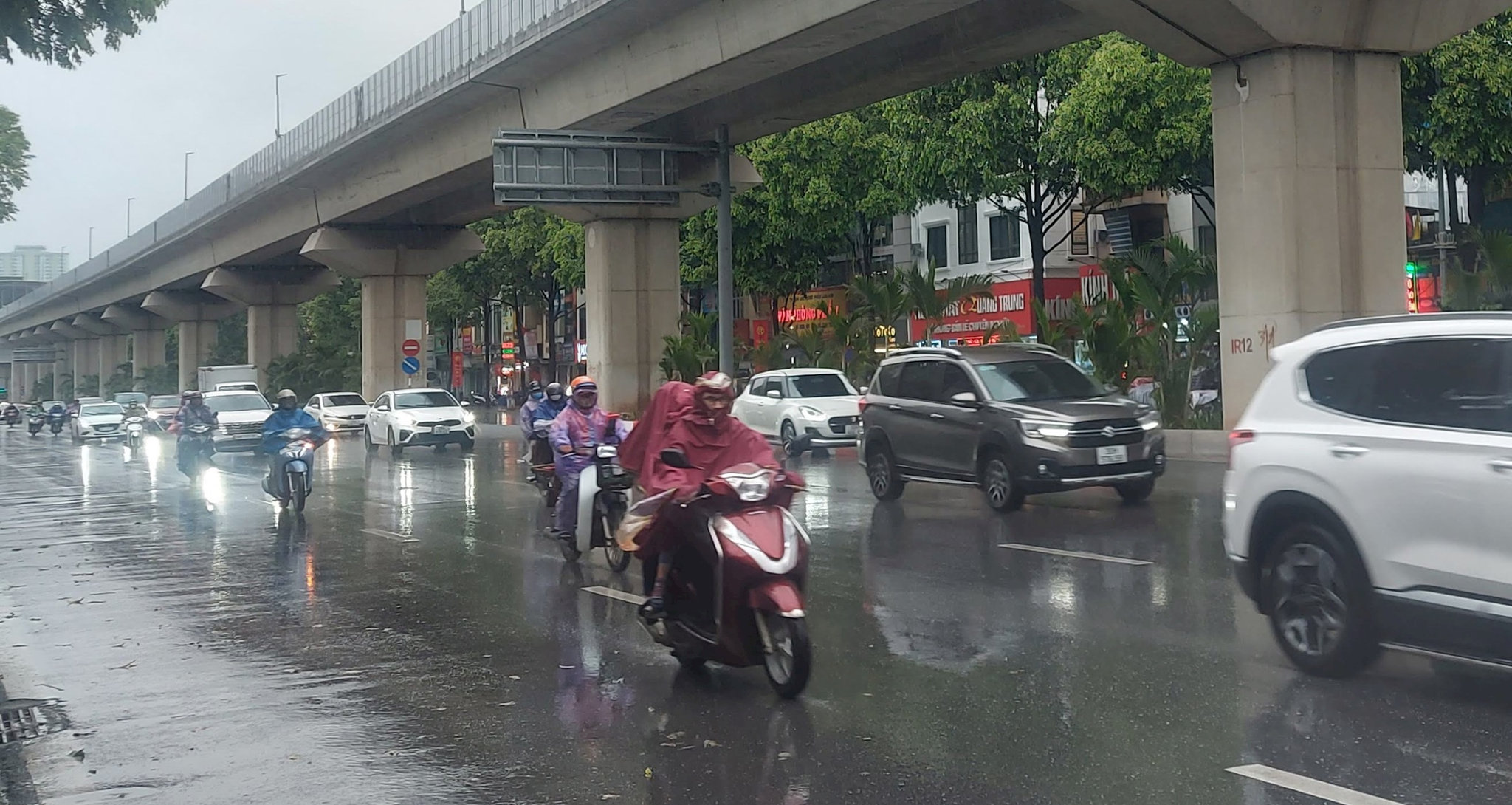 Xuất hiện không khí lạnh giữa mùa hè có bất thường?