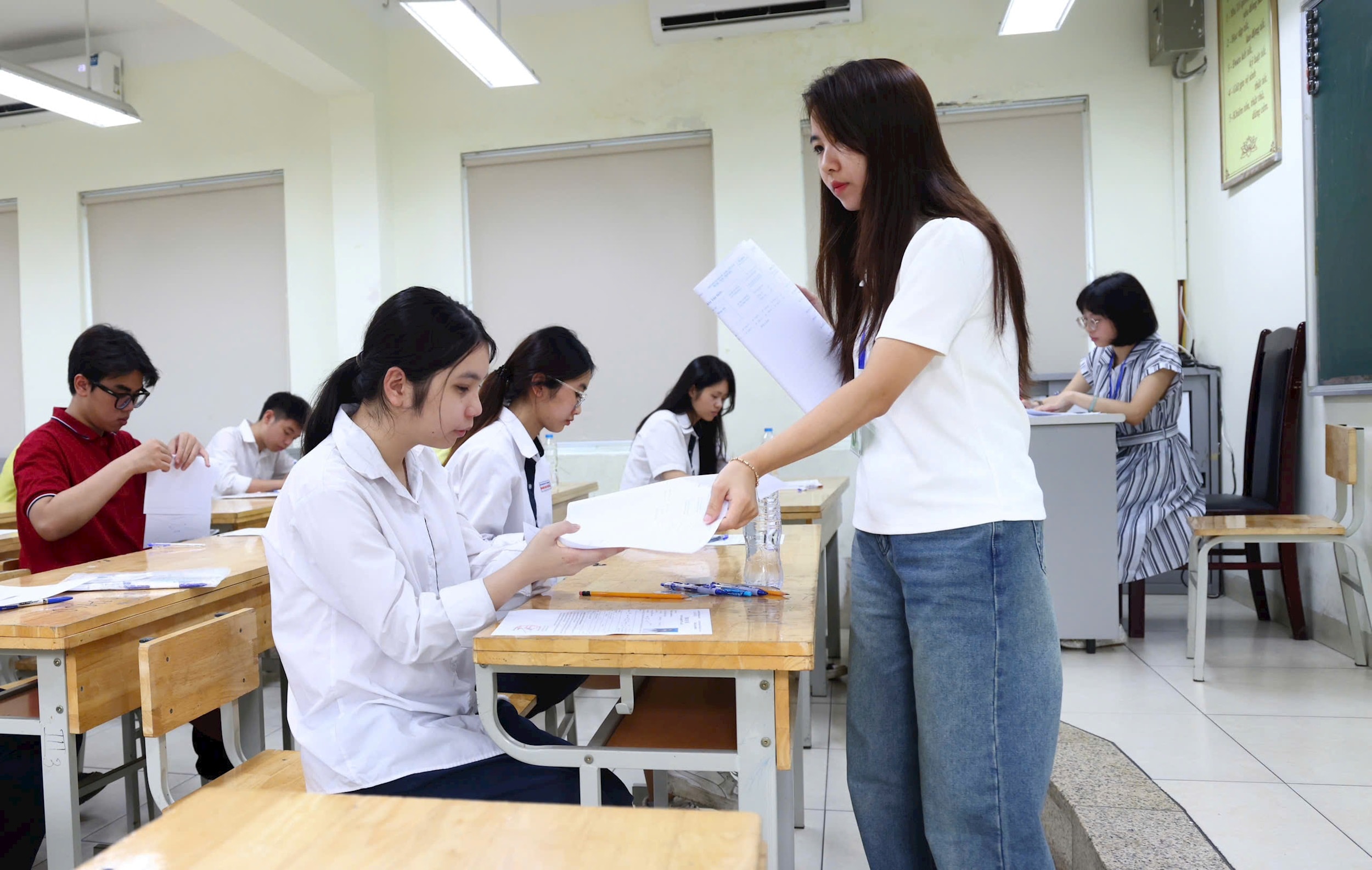 Hà Nội dự kiến công bố điểm thi, điểm chuẩn vào lớp 10 từ ngày 19 đến 22-6. Ảnh: Phạm Thảo