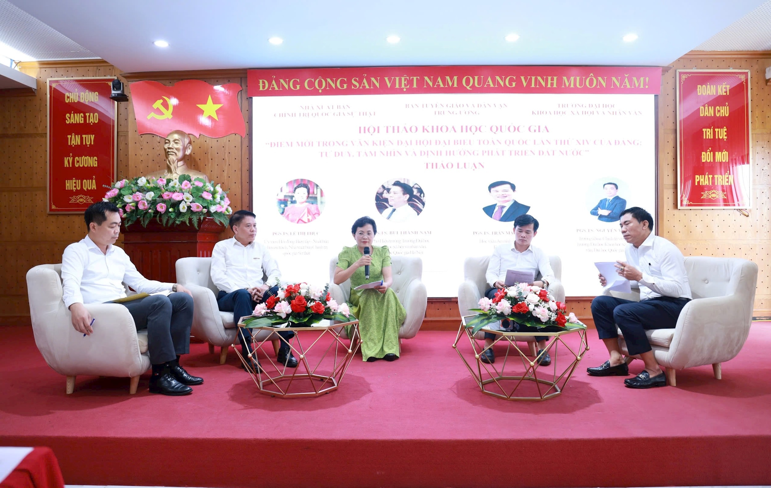 van-kien-db-thao-luan.jpg