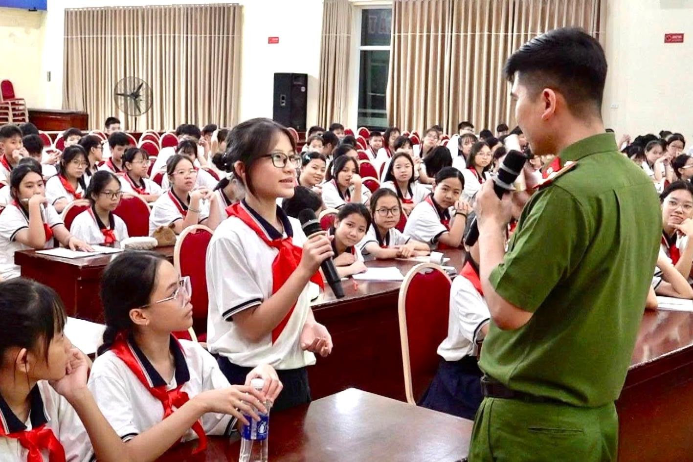 Dựng “lá chắn” chống xâm hại, bạo lực học đường