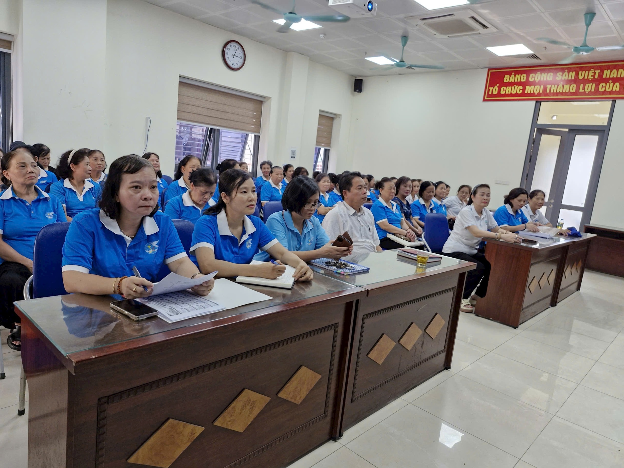 hoi-pnu-1.jpg