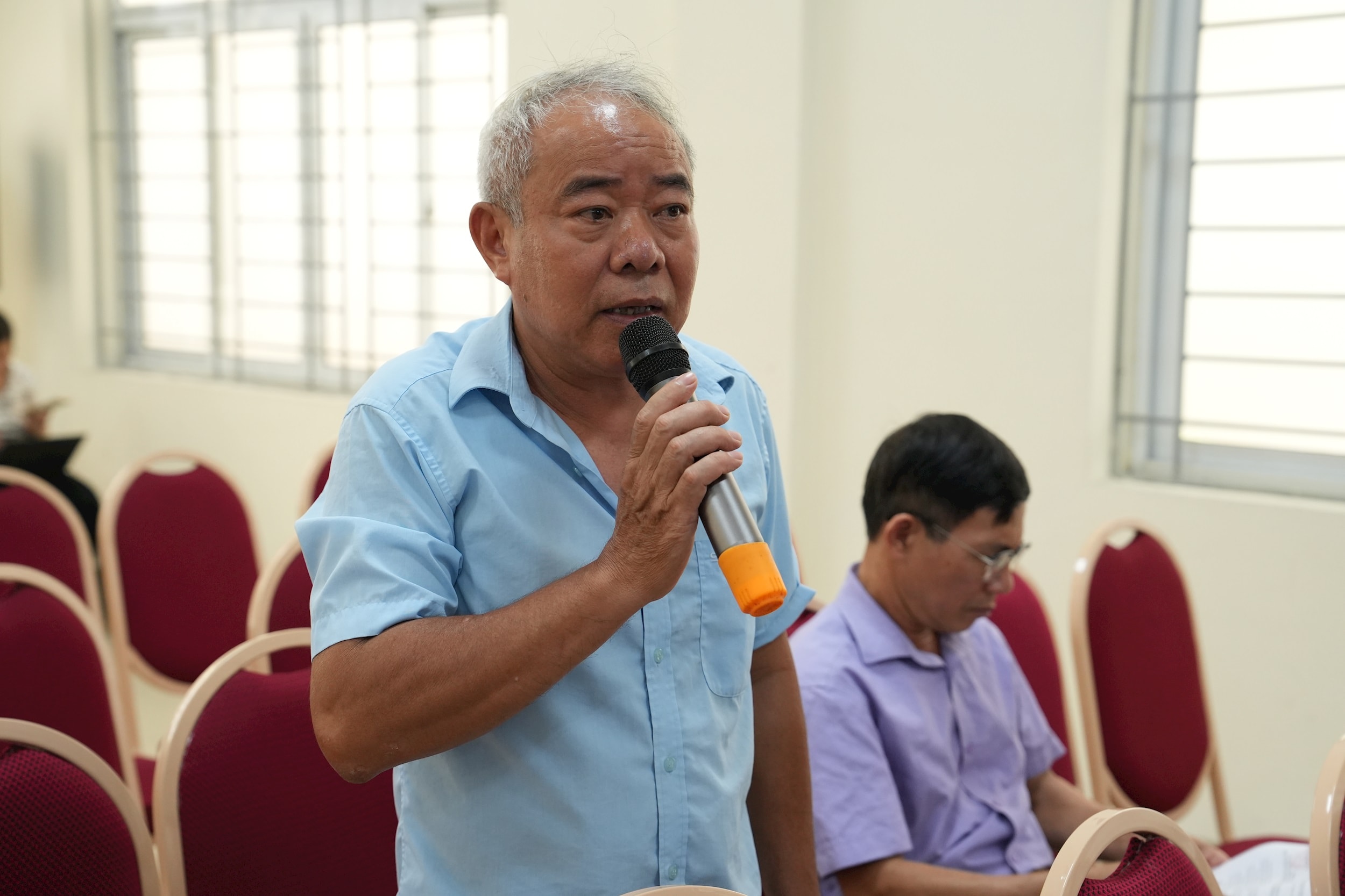 hoi-nghi-3.jpg