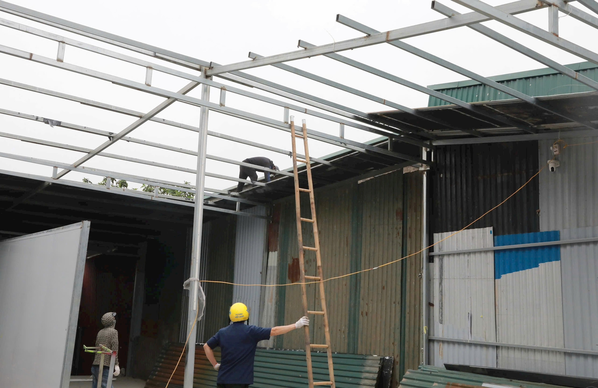 Luật Thủ đô 2026: Tám trường hợp bị ngừng cấp điện, nước