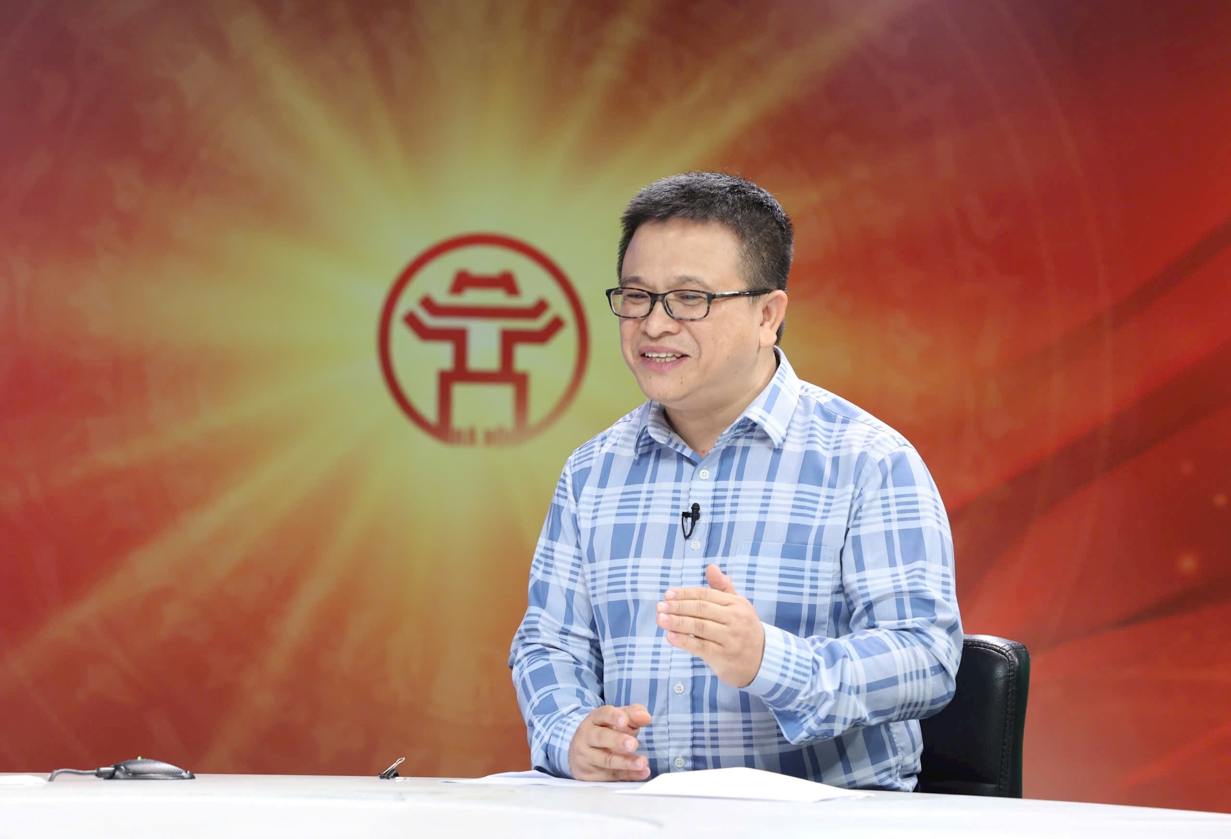 Theo PGS. TS Phạm Hoàng Kiên chia sẻ tại chương trình. Ảnh: Than