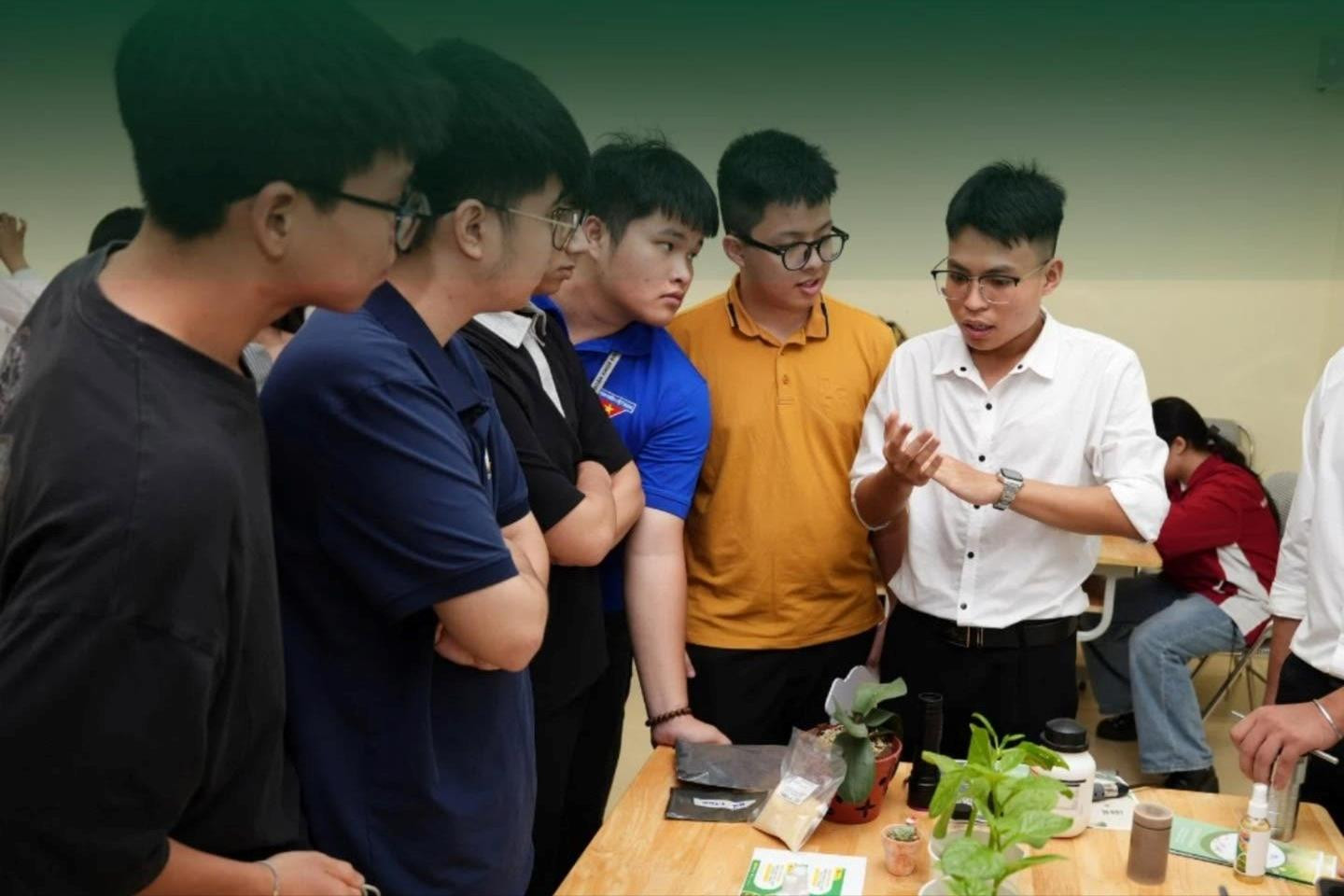 “Vòng đời mới ” của rơm rạ và xơ dừa