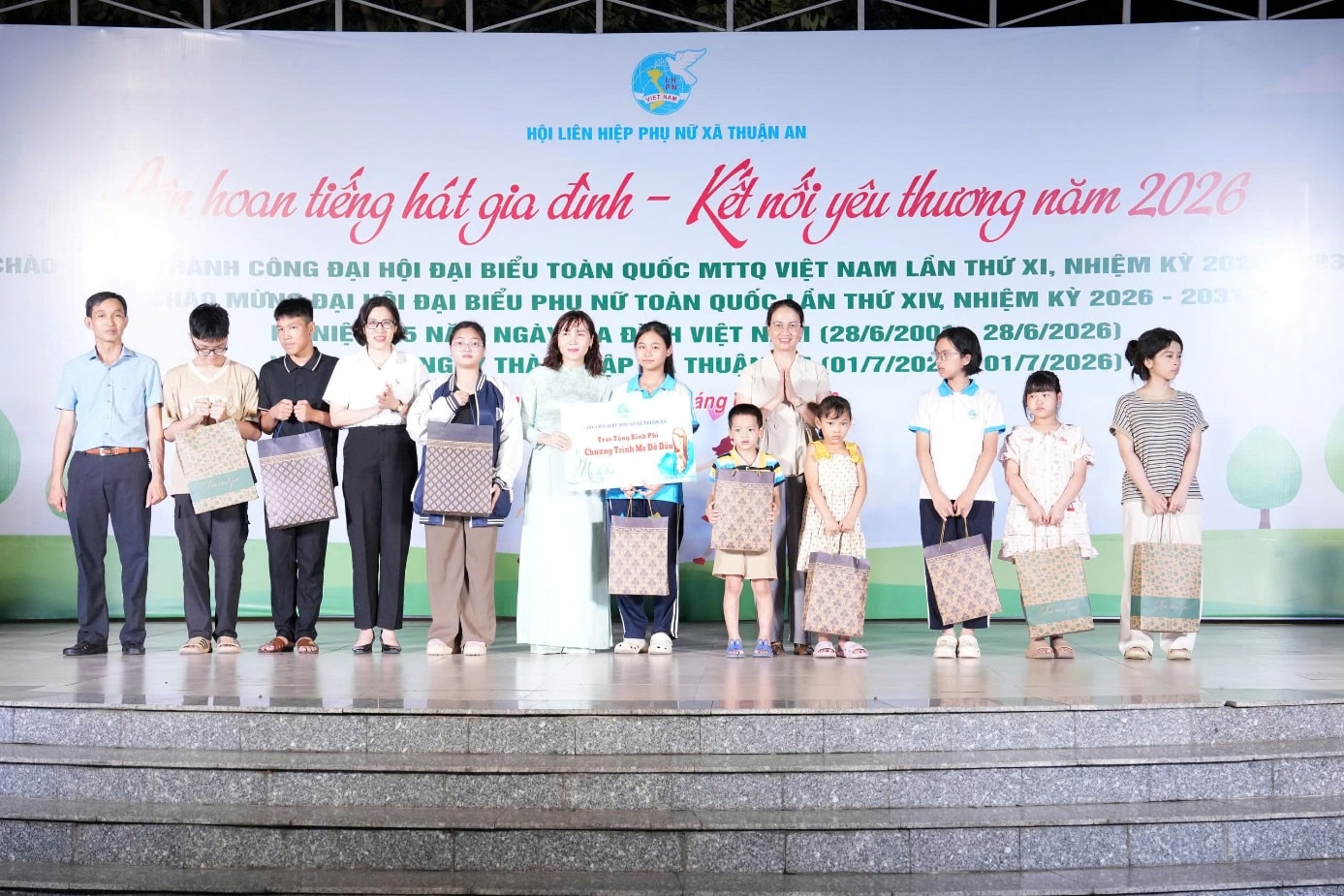 phu-nu-thuan-an-2.jpeg