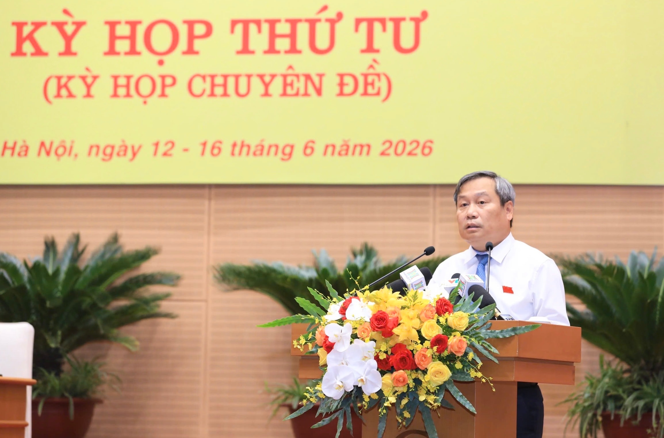 chu-tich-1.jpg
