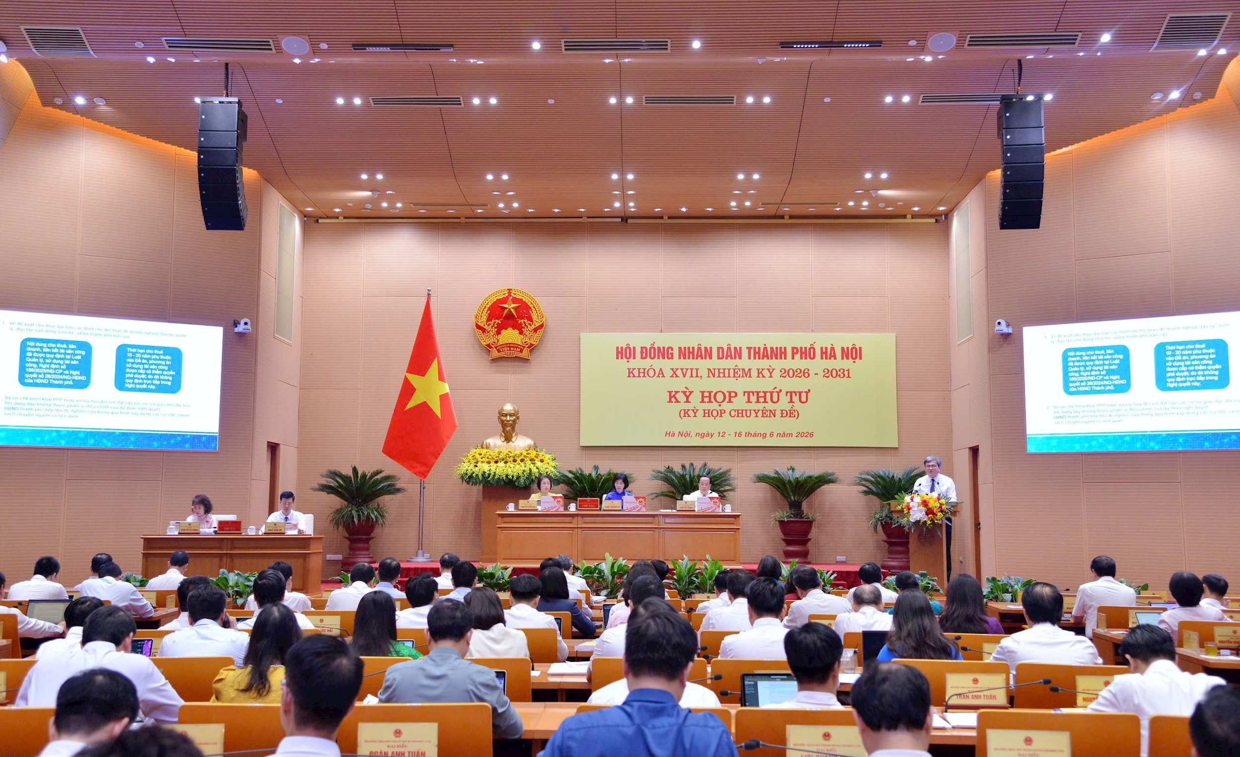 nhom-vh2.jpg