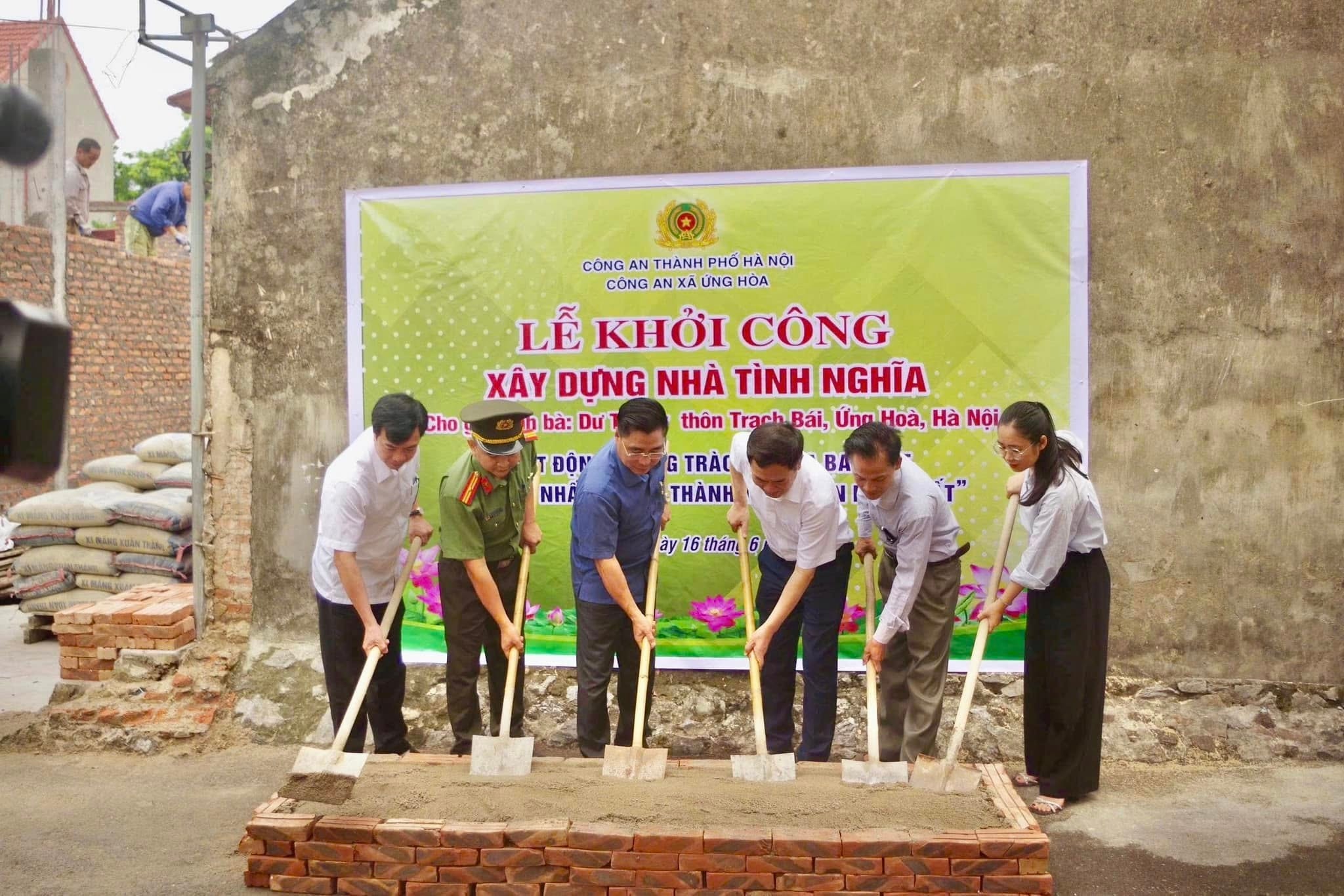 ung-hoa2.jpg