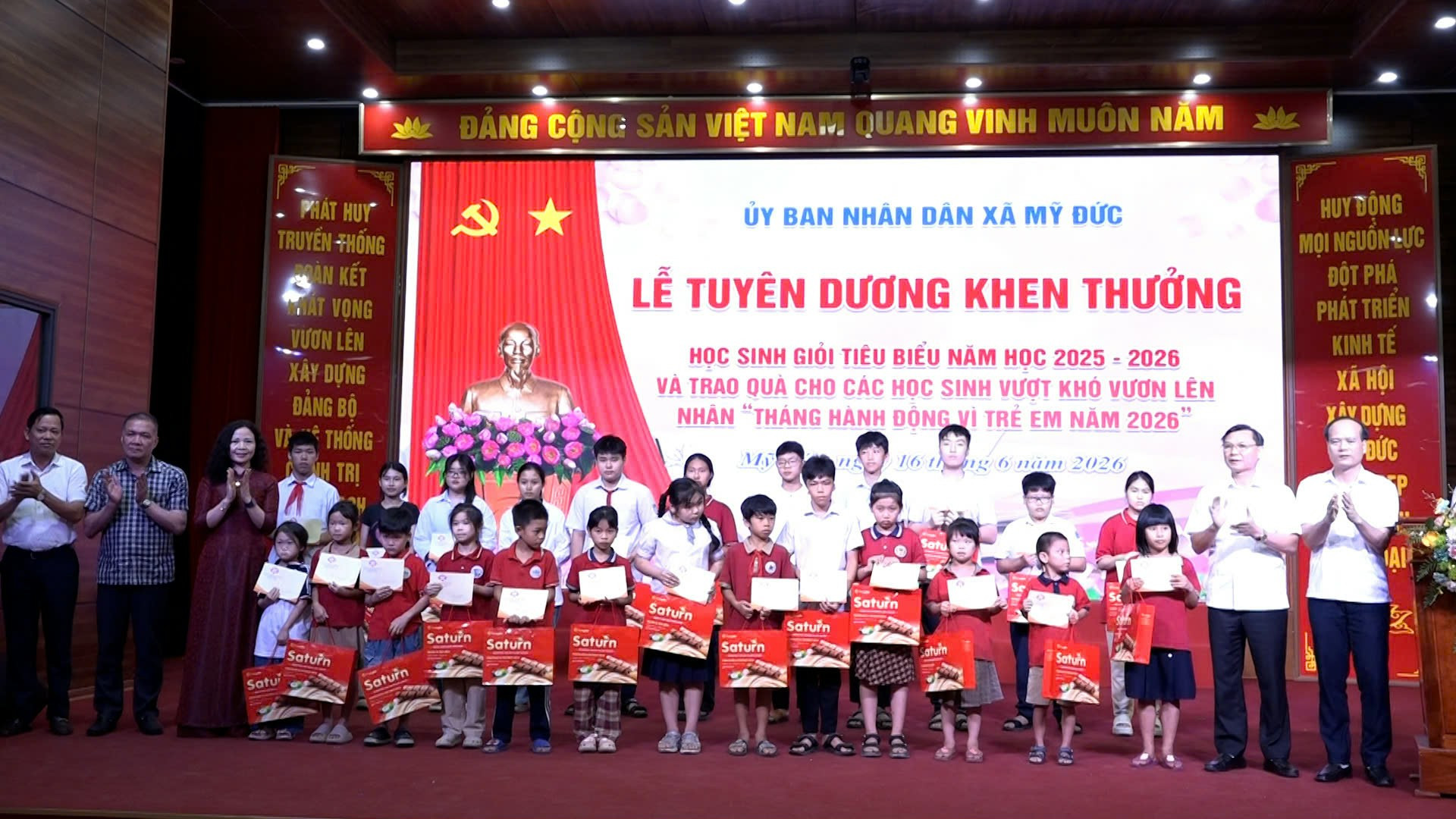 Xã Mỹ Đức: Khen thưởng học sinh giỏi tiêu biểu năm học 2025 - 2026