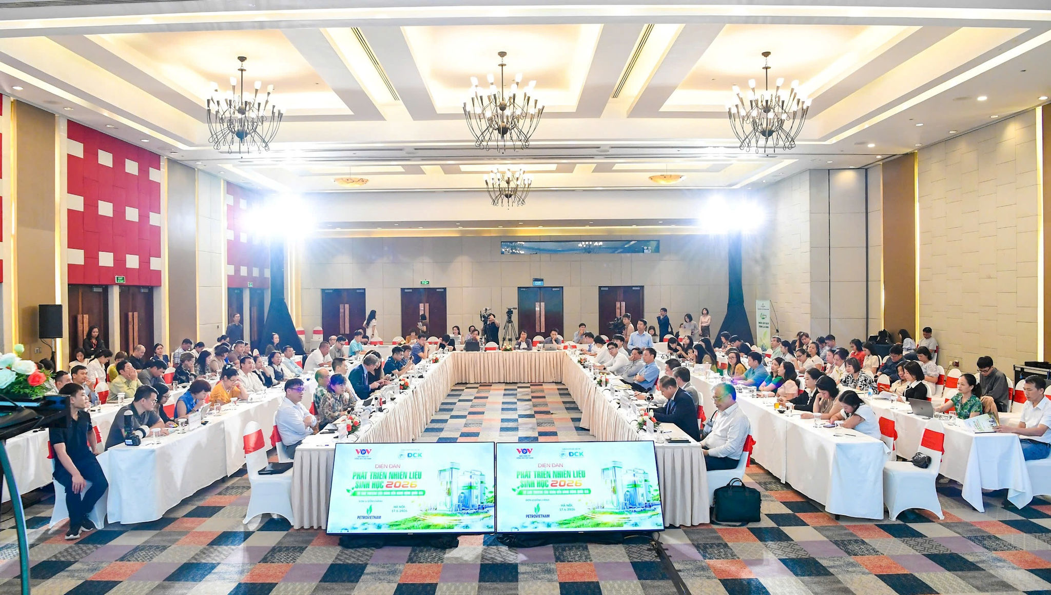Phát triển nhiên liệu sinh học để giảm phát thải và bảo vệ môi trường