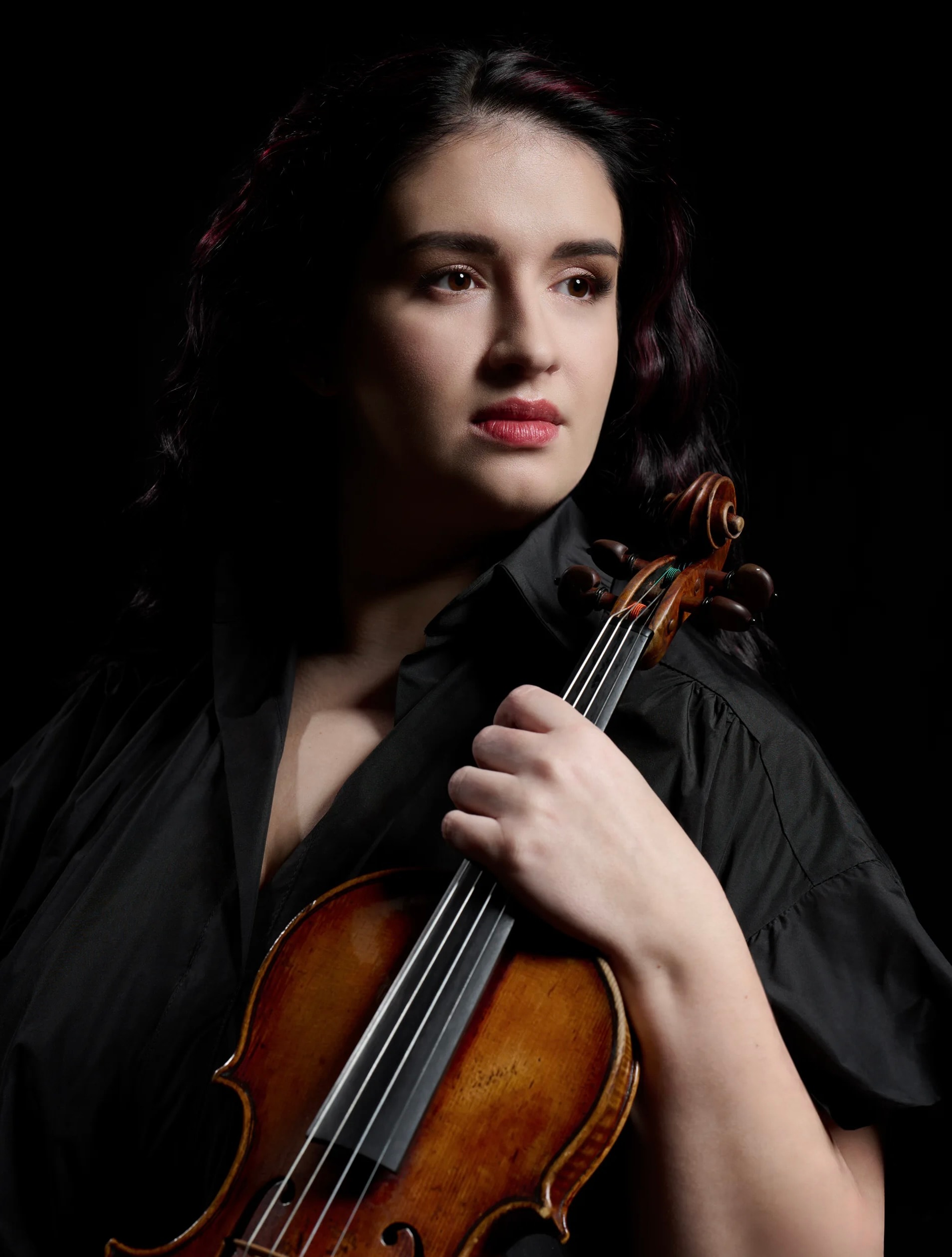 sara-dragan-violinist-2.jpeg