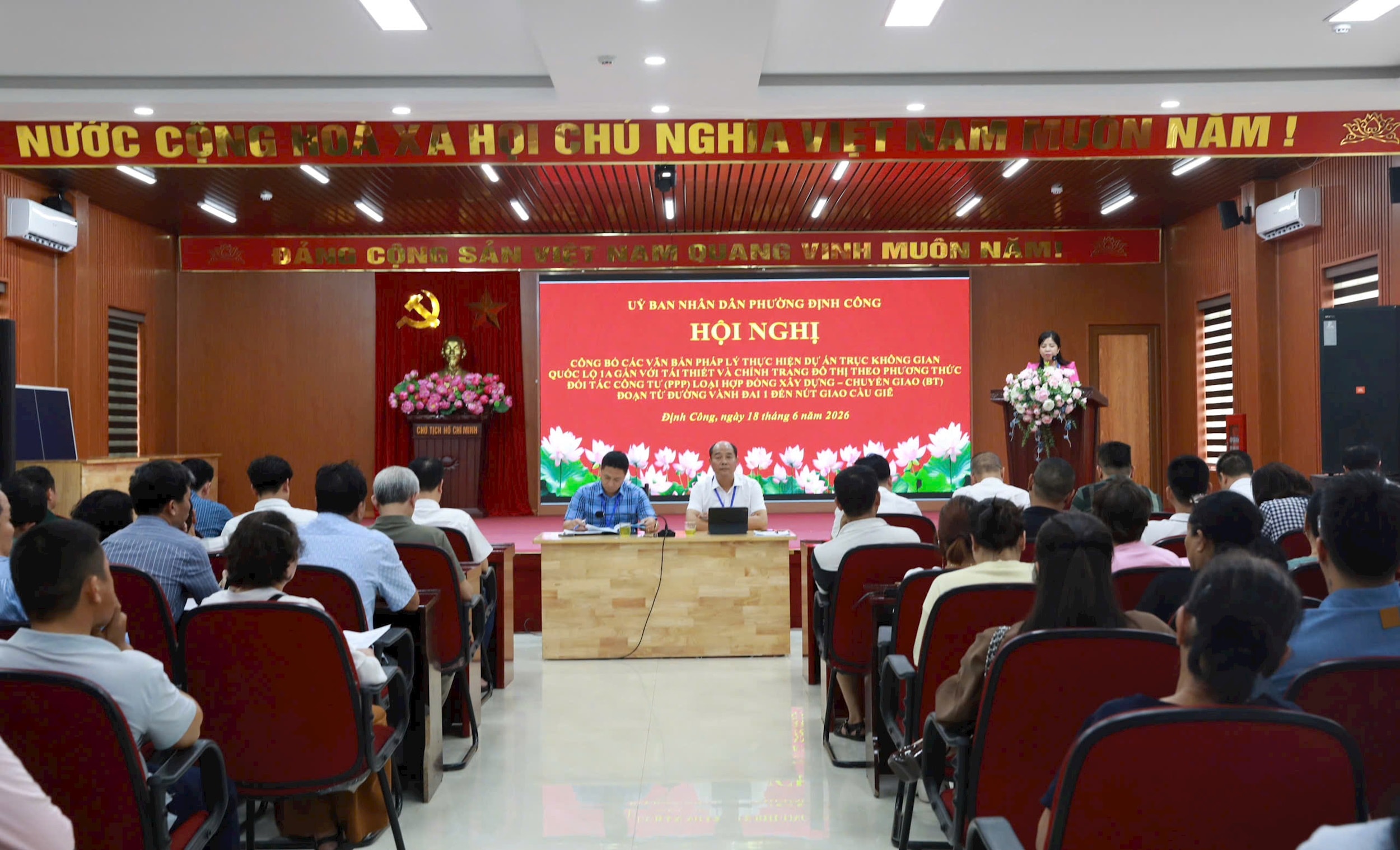 Toàn cảnh hội nghị. Ảnh: 