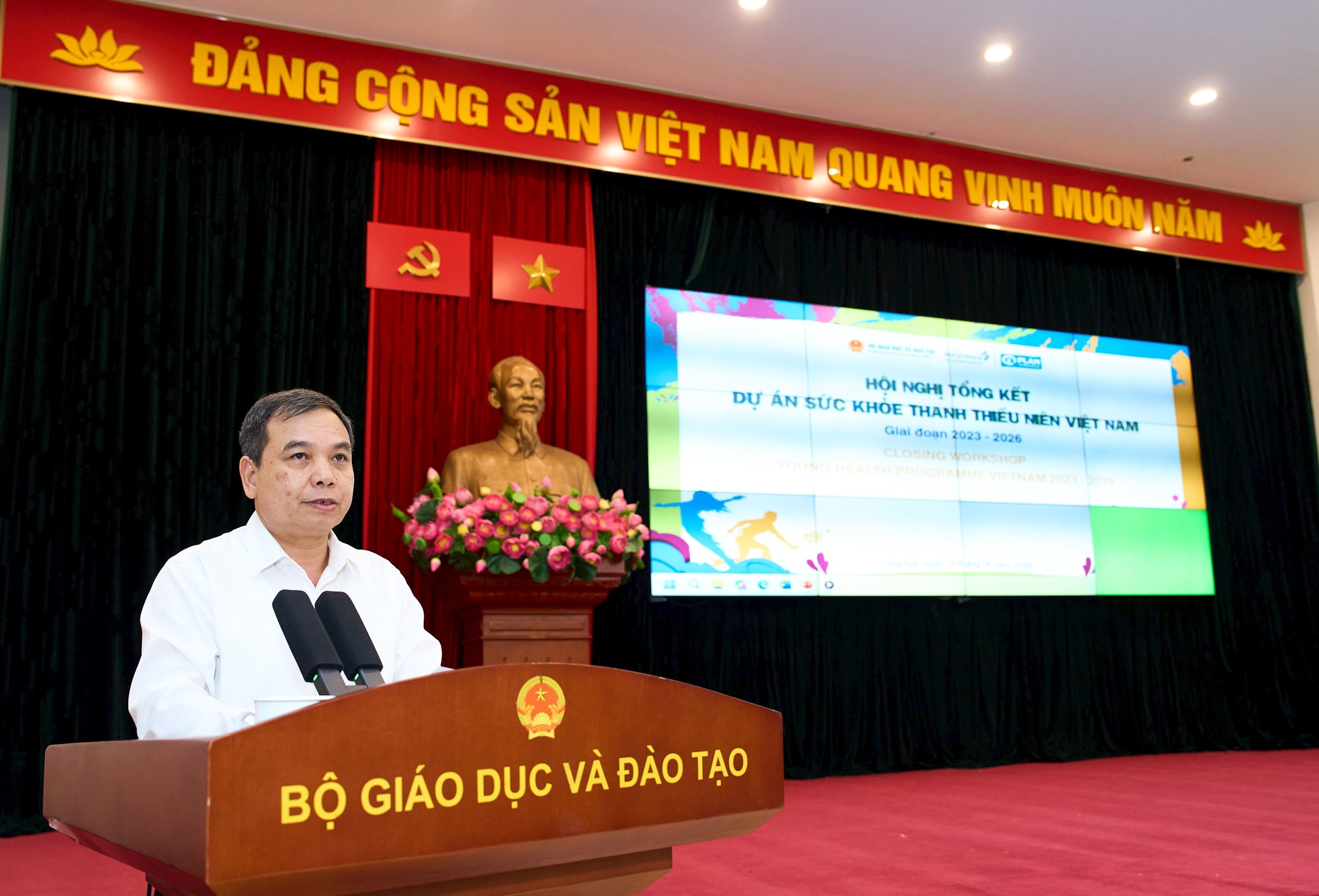 hiu01904.jpg