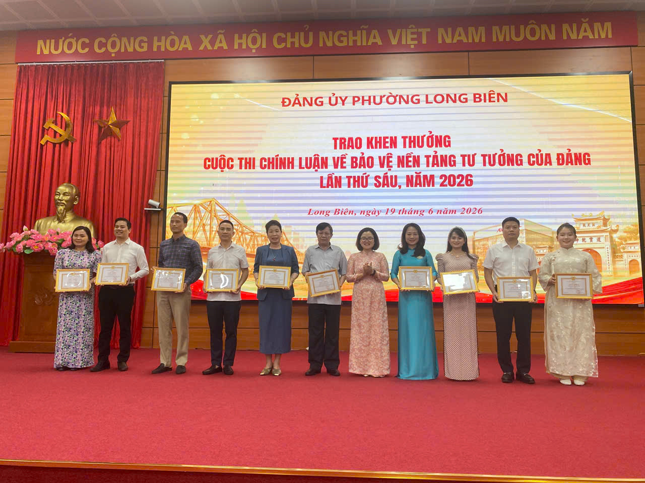 Phường Long Biên: 12 tác phẩm đạt Giải Cuộc thi chính luận về bảo vệ nền tảng tư tưởng của Đảng