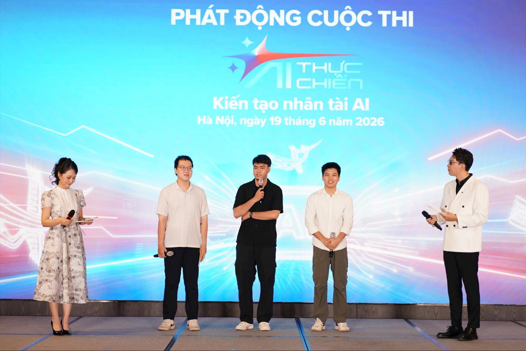 ai-thuc-chien-2.jpg