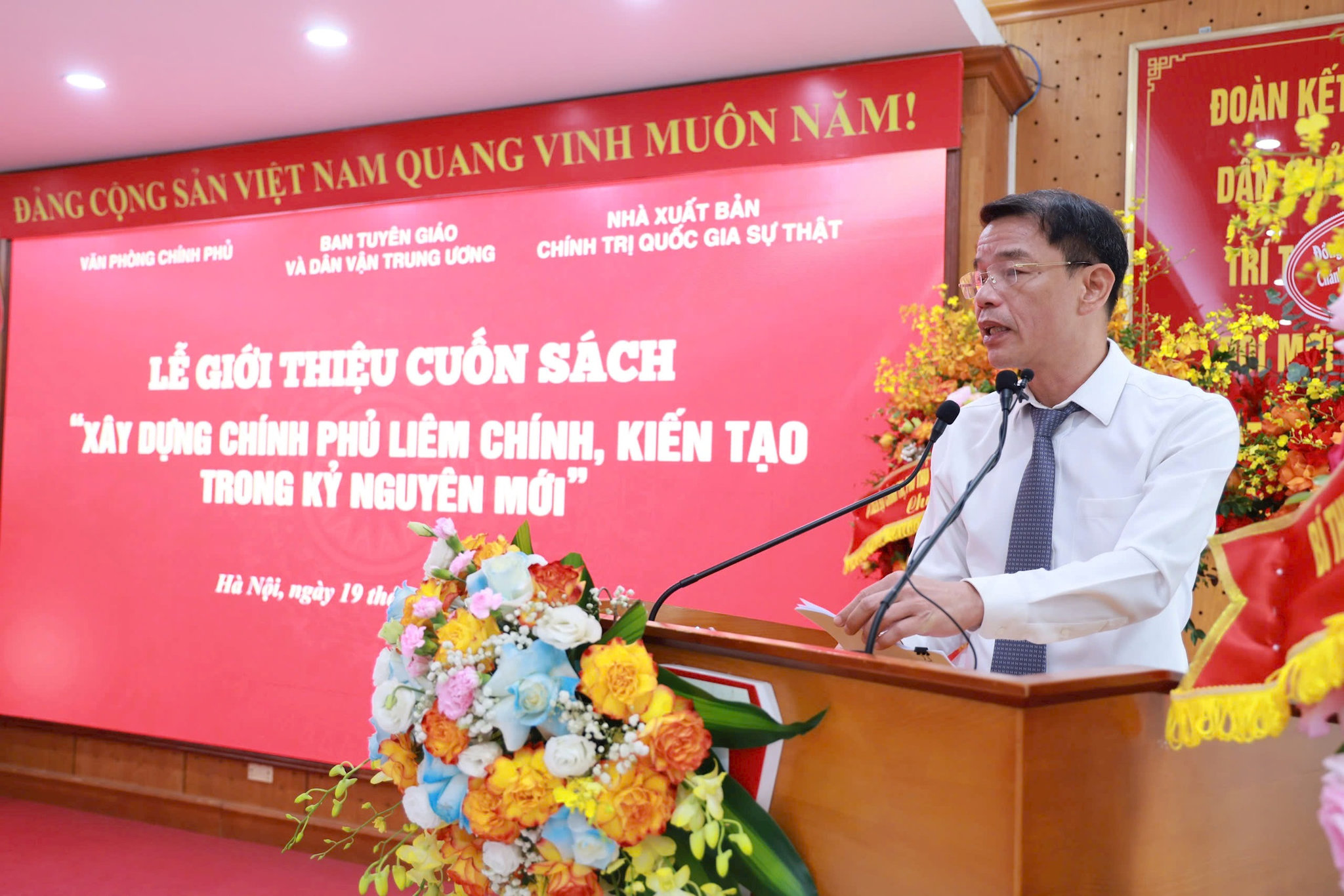 sach-cp-thanh-mai.jpg