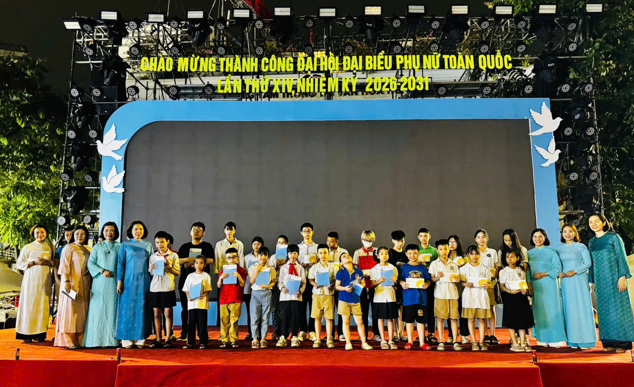 z7958433864818_96d19bdbbbcbf8ffcadeba5d17174b81.jpg